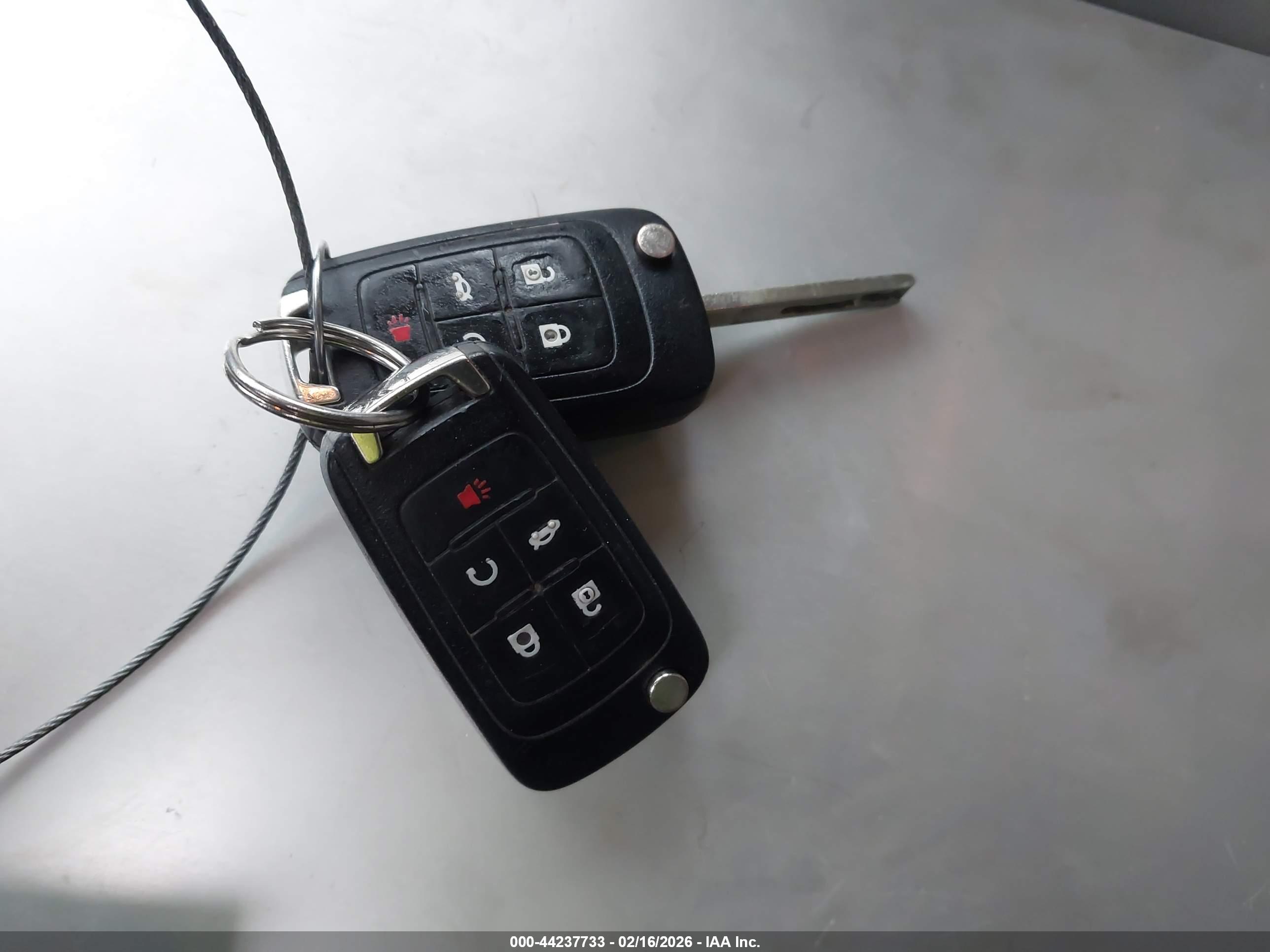 GMC TERRAIN image 11