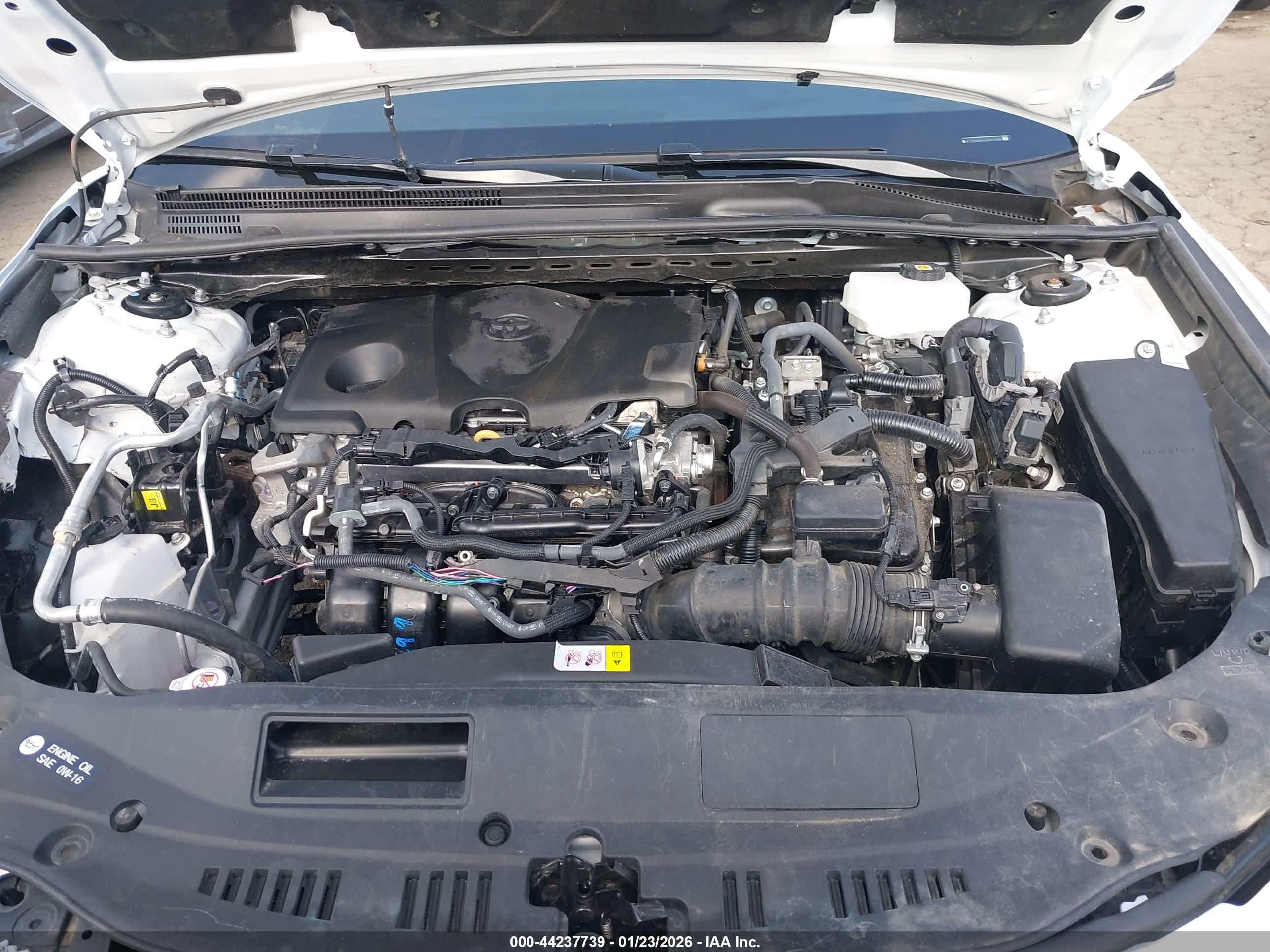 TOYOTA CAMRY image 10