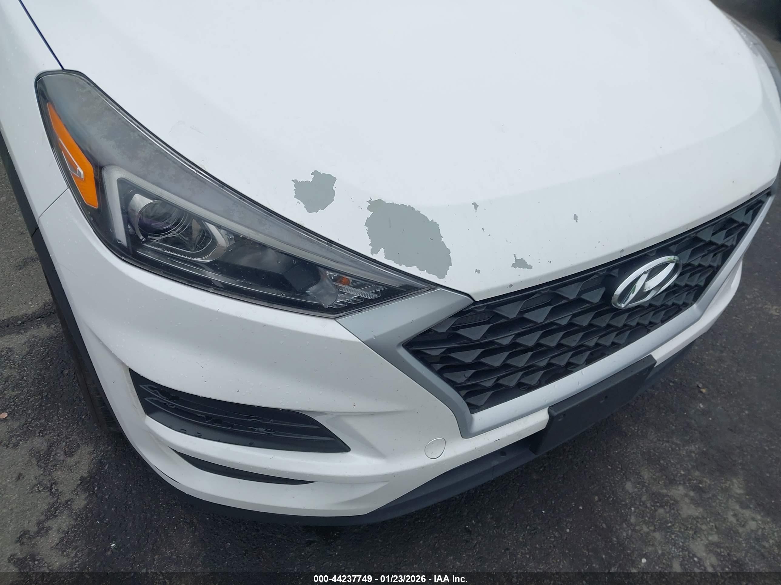 HYUNDAI TUCSON image 6