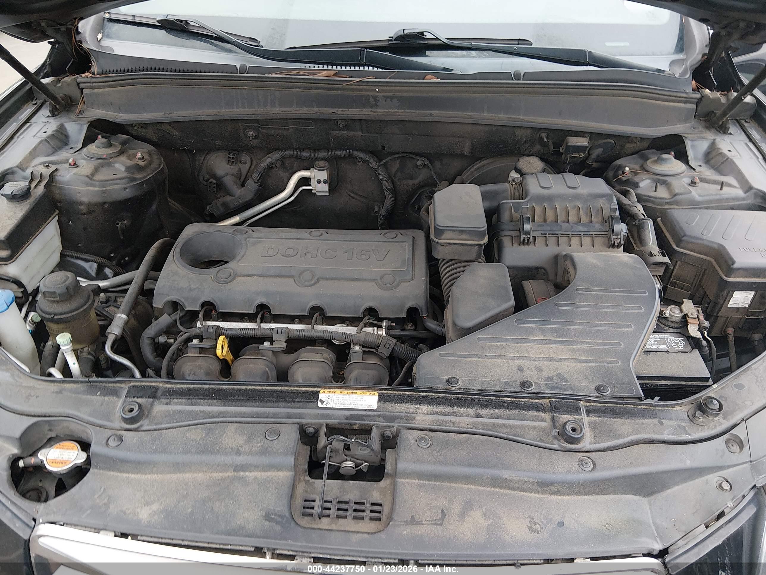 HYUNDAI SANTA image 10