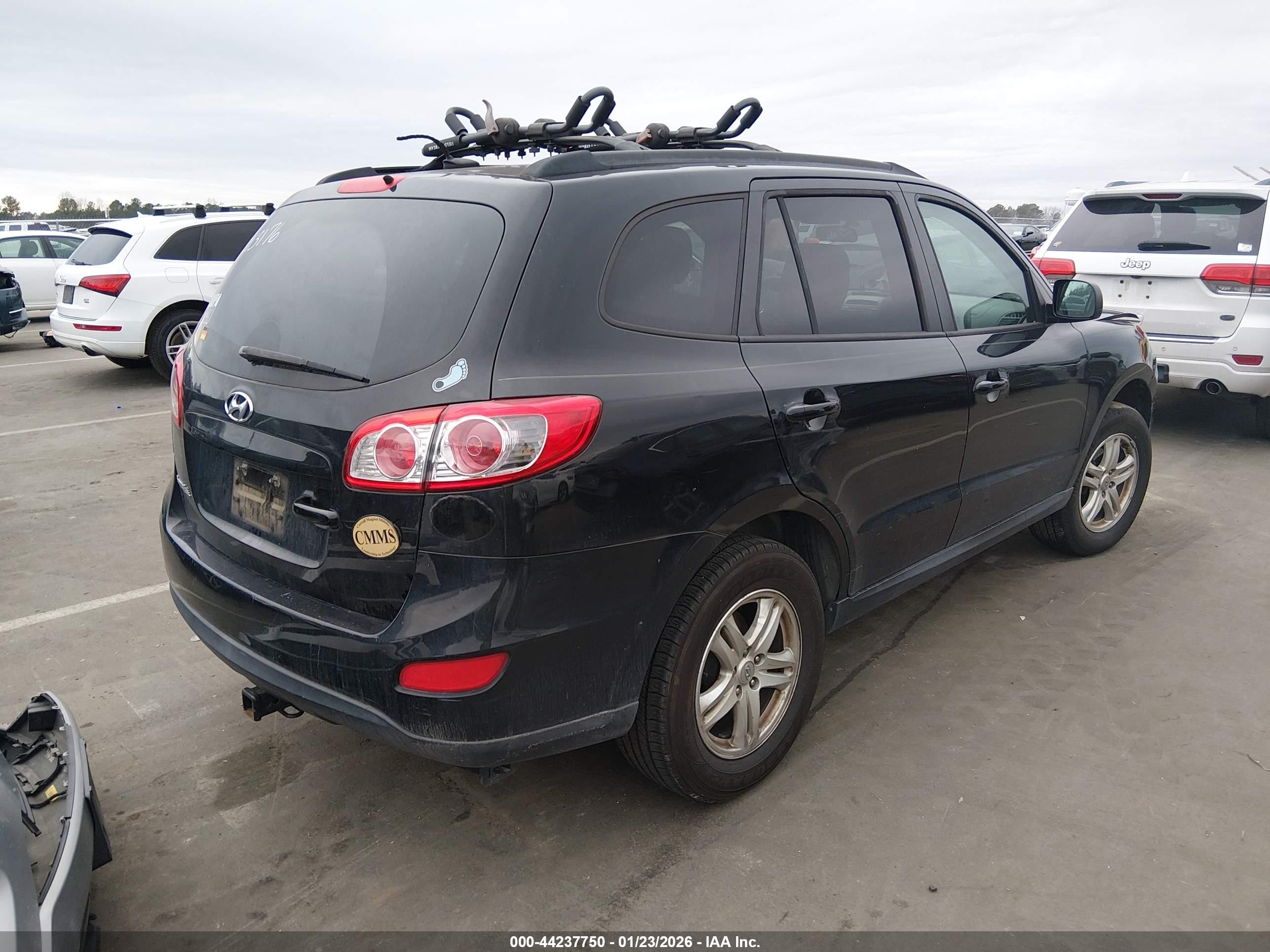 HYUNDAI SANTA image 4