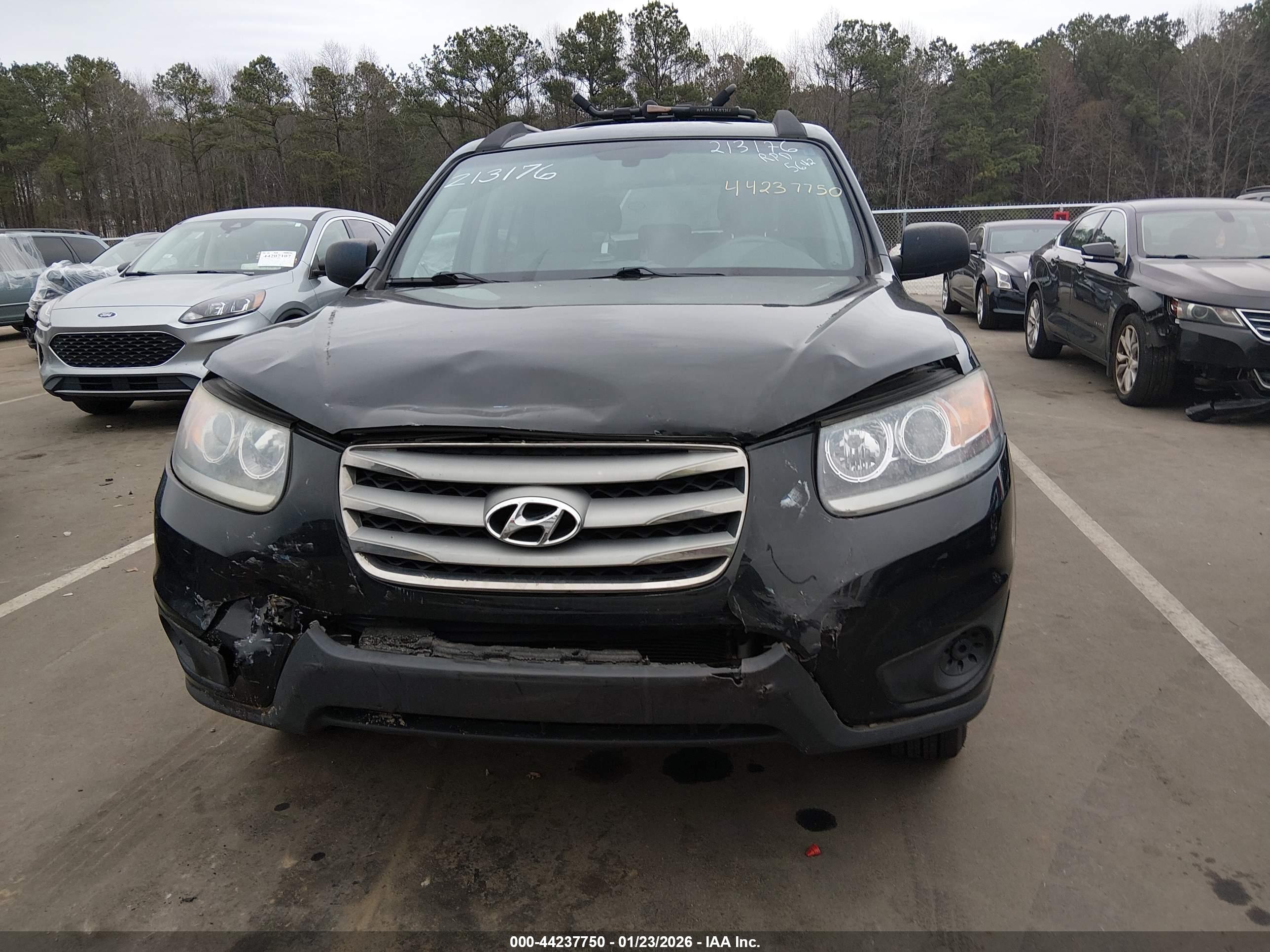HYUNDAI SANTA image 6