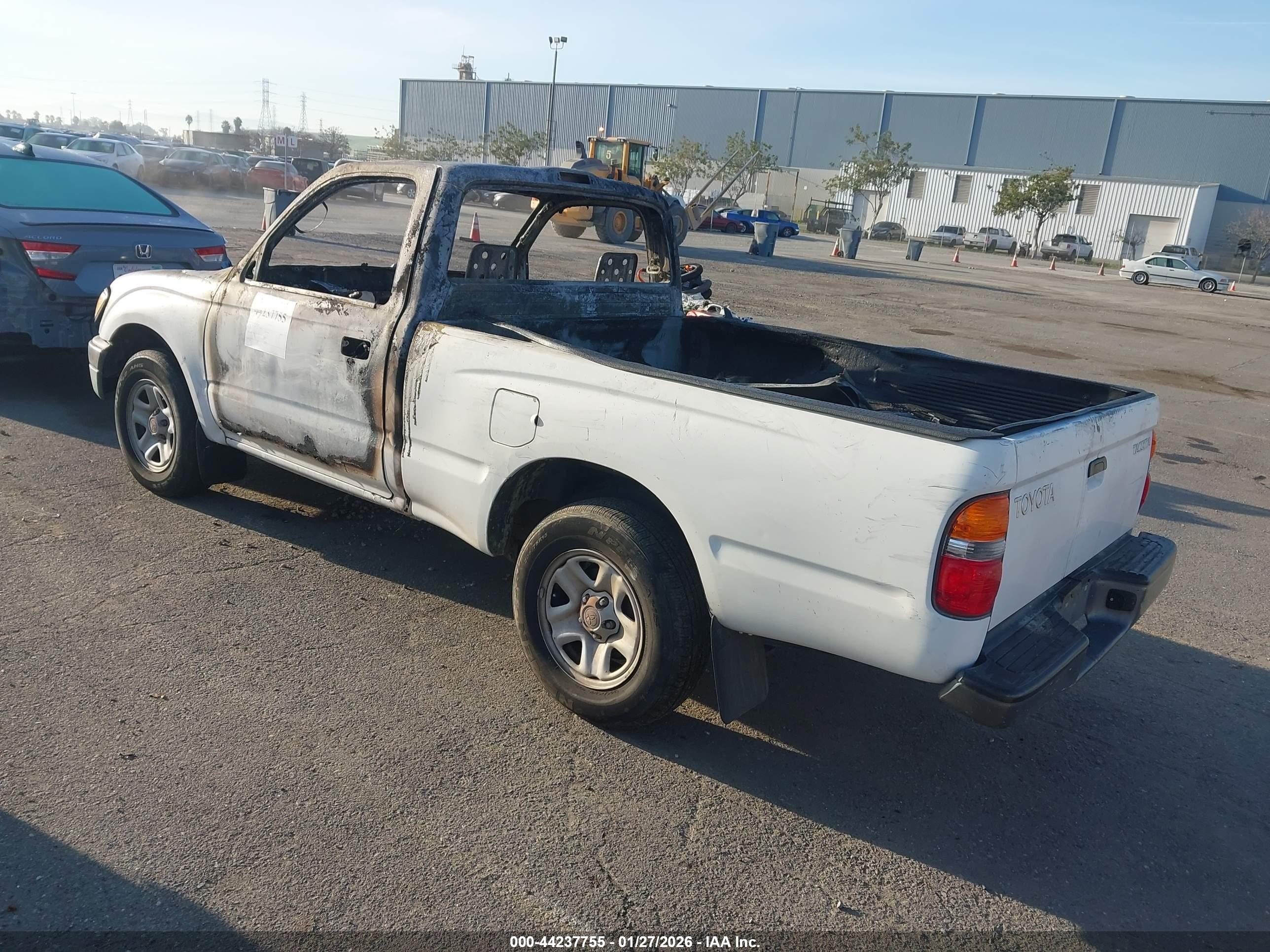 TOYOTA TACOMA image 3