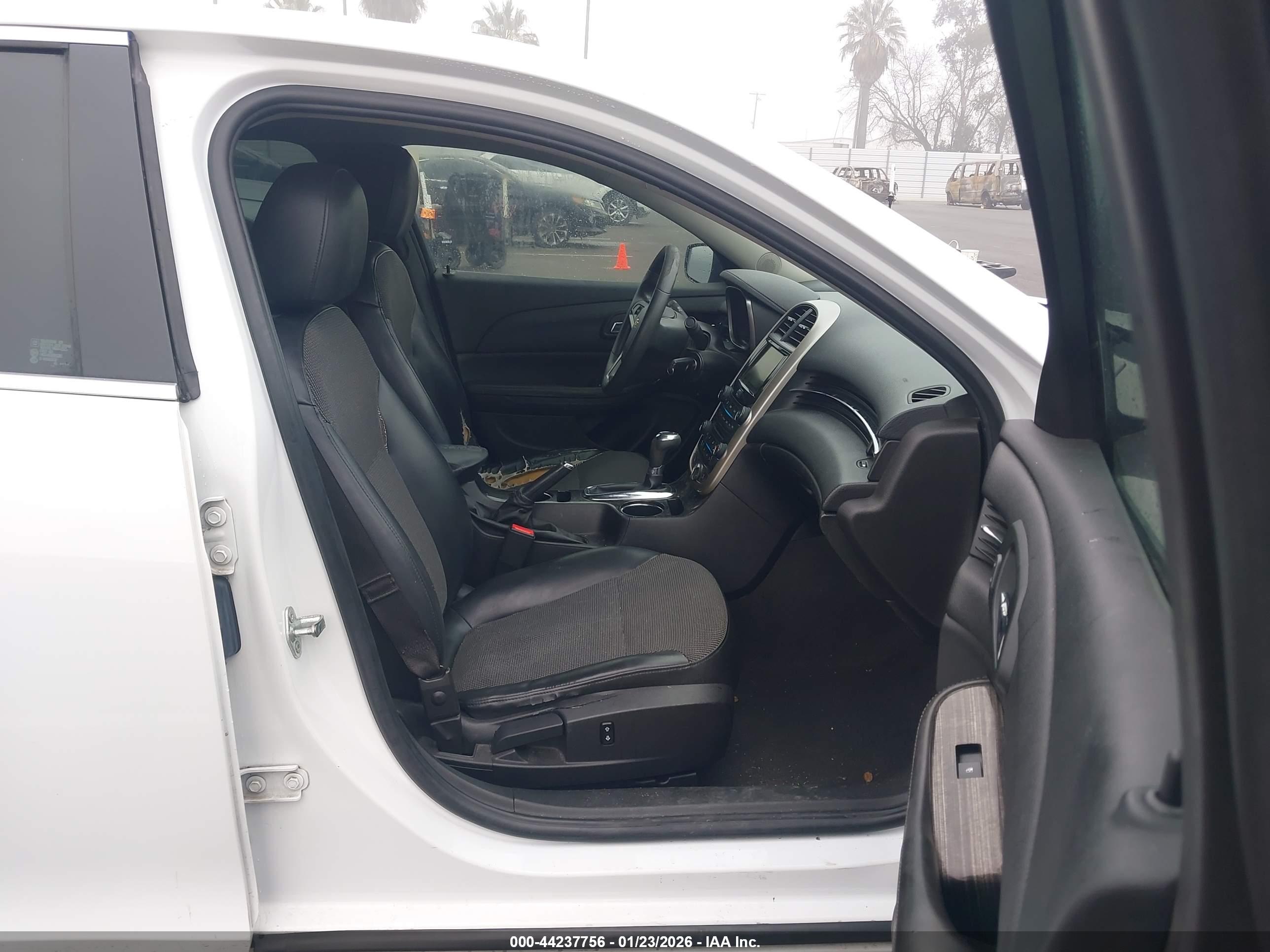 CHEVROLET MALIBU image 5