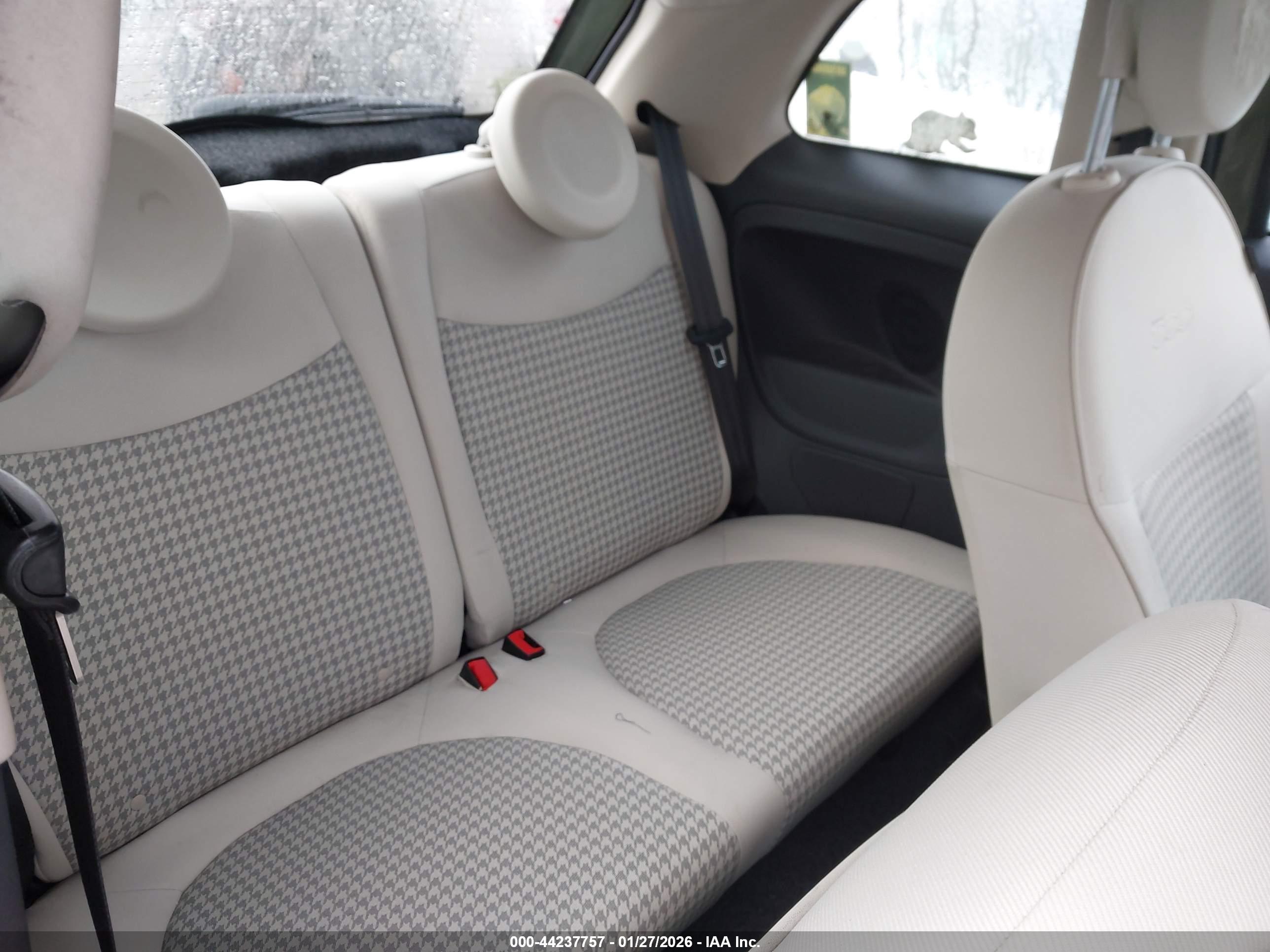 FIAT 500 image 8