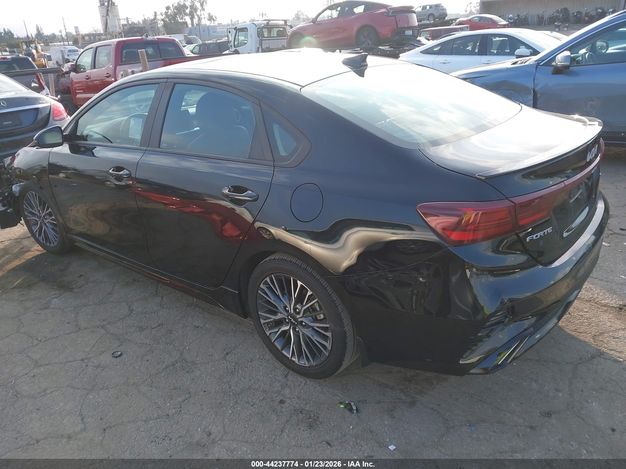 KIA FORTE image 3