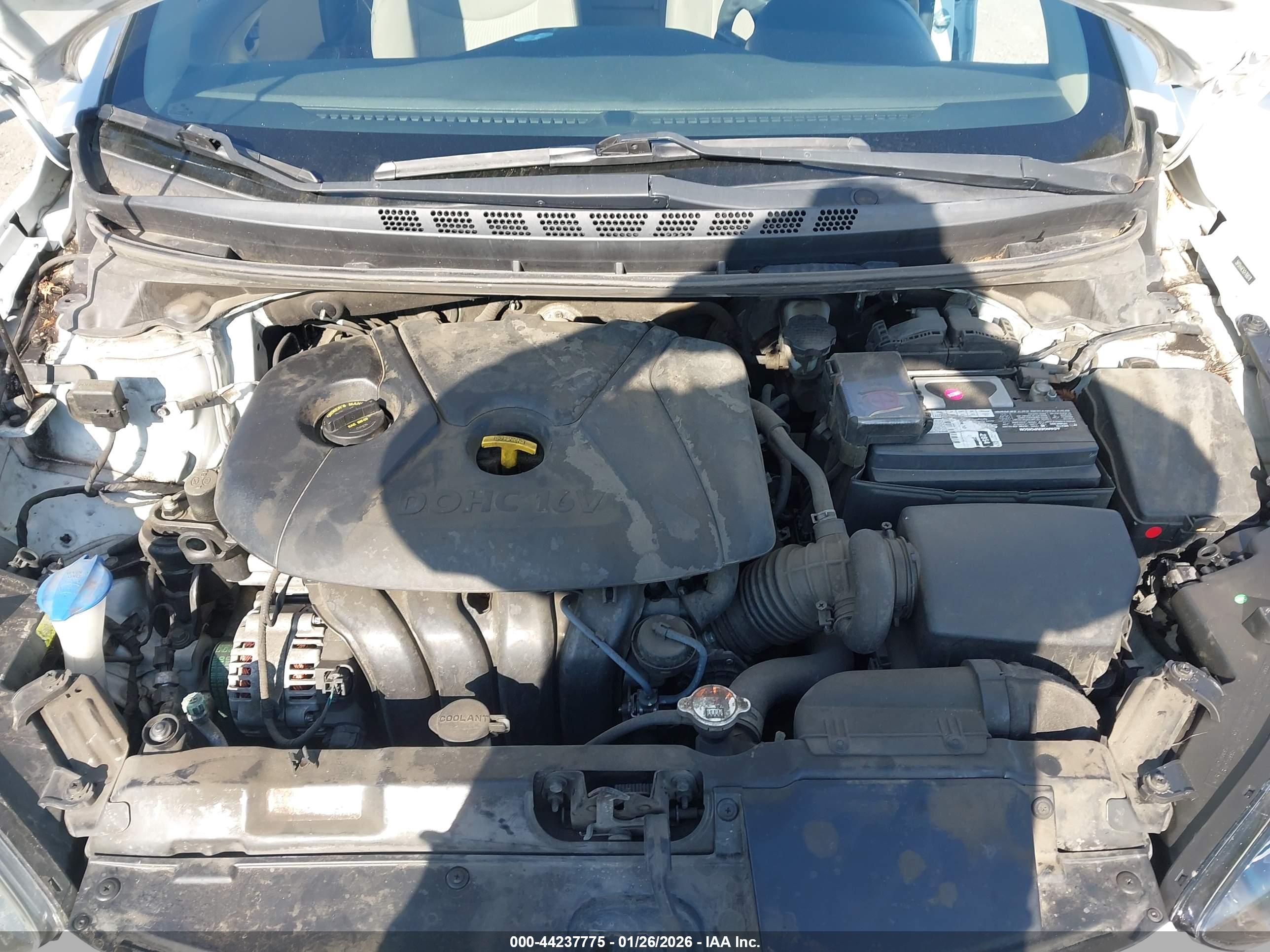 HYUNDAI ELANTRA image 10