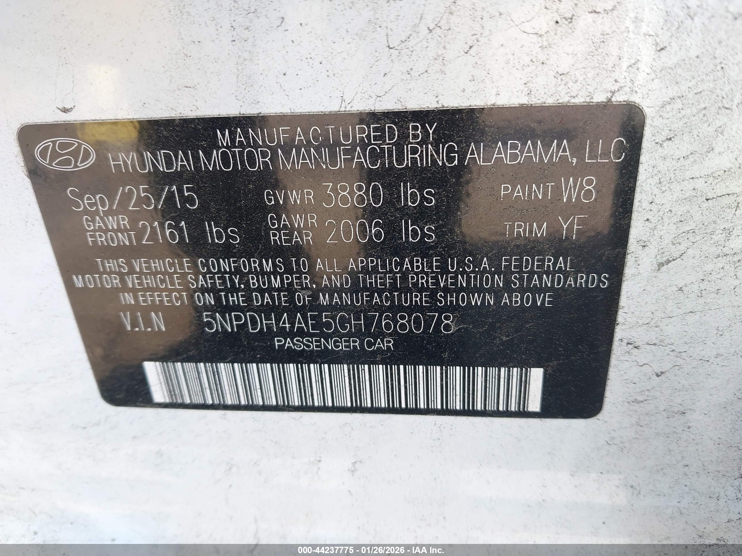 HYUNDAI ELANTRA image 9