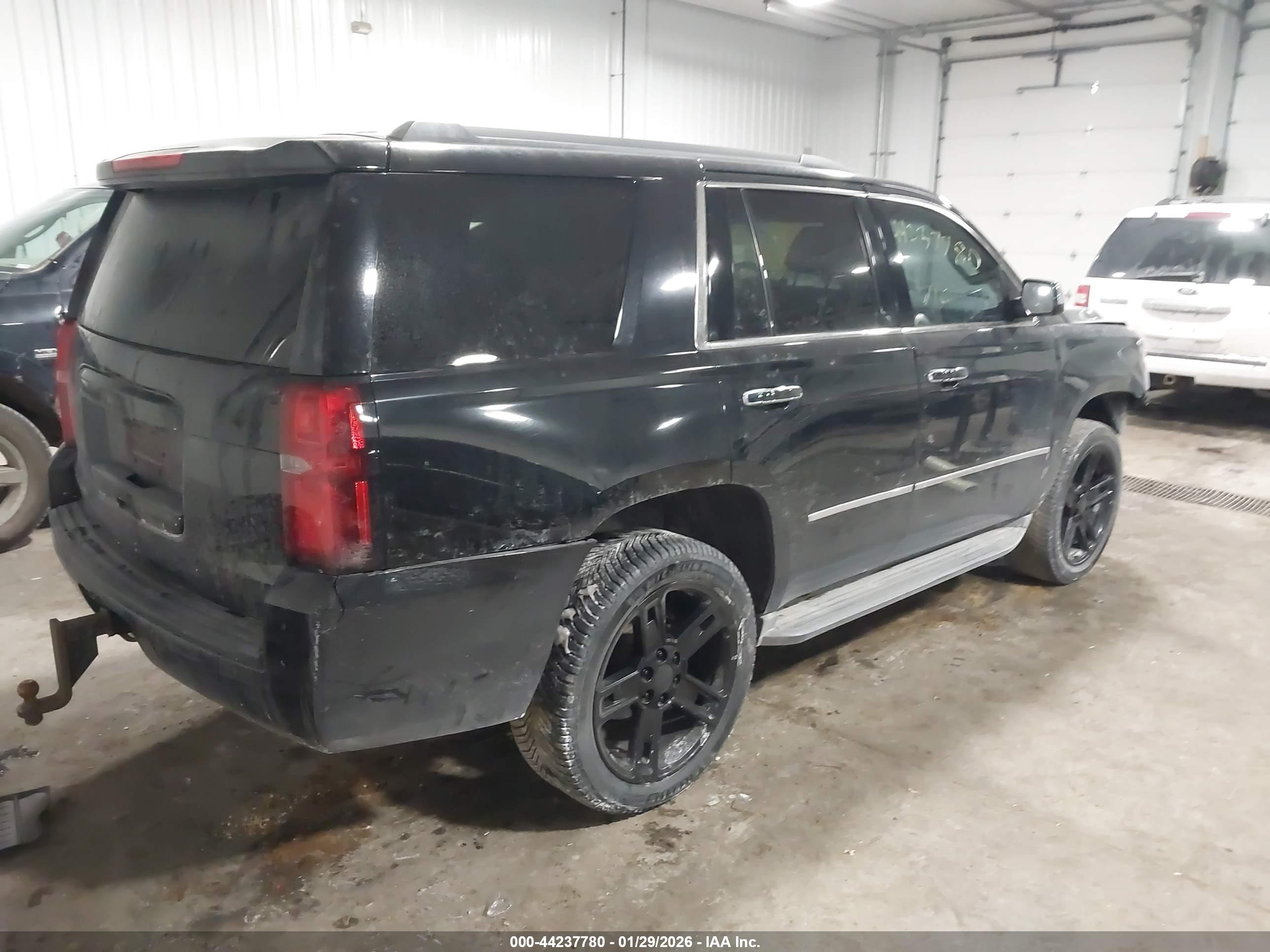 CHEVROLET TAHOE image 4