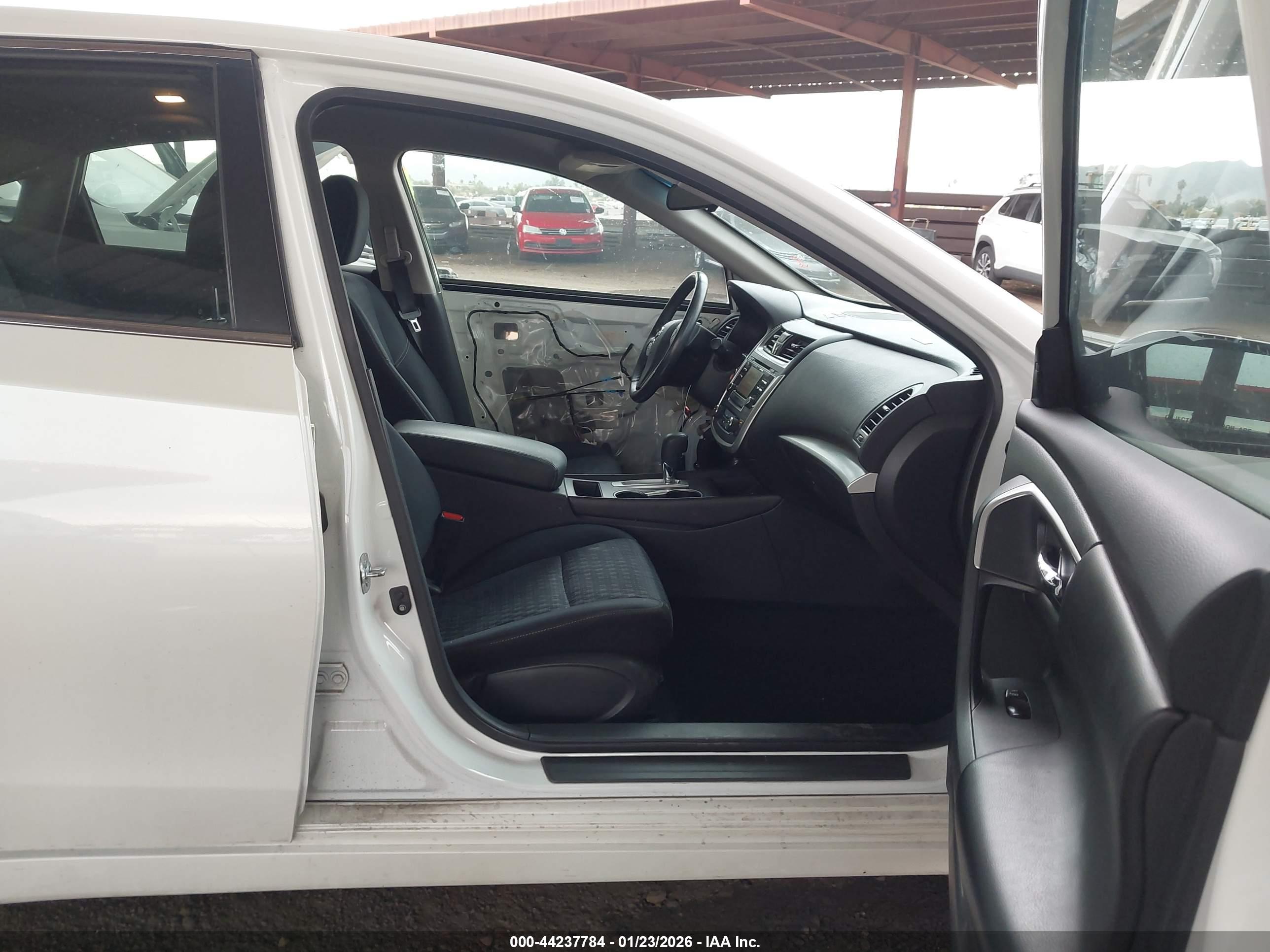 NISSAN ALTIMA image 5