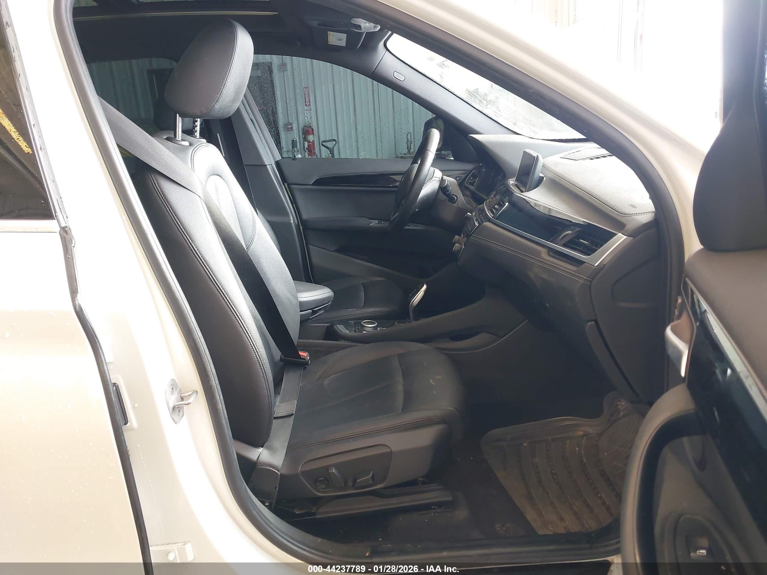 BMW X1 image 5