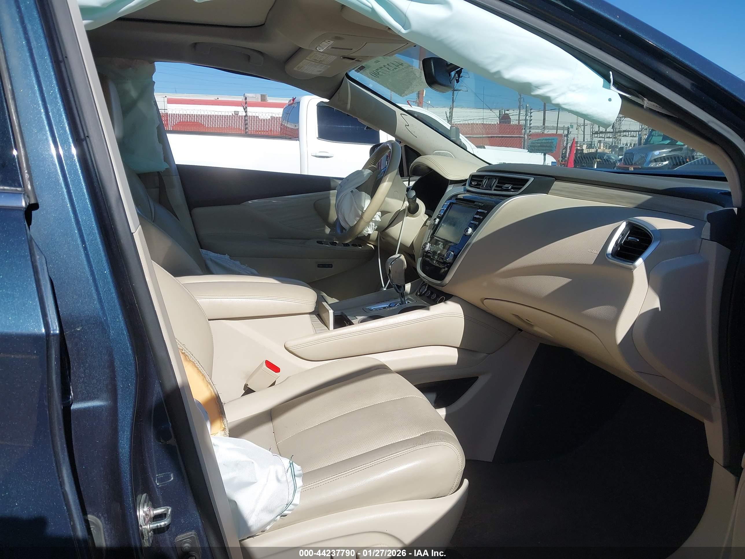 NISSAN MURANO image 5