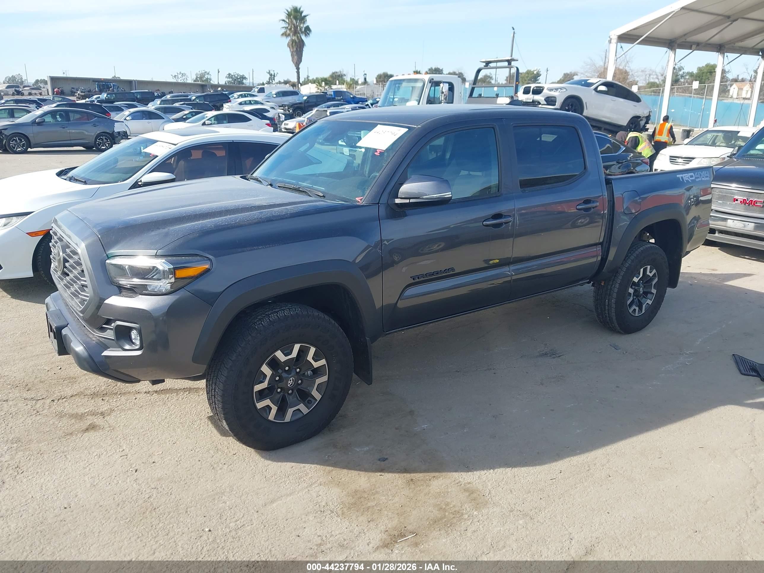 TOYOTA TACOMA image 2