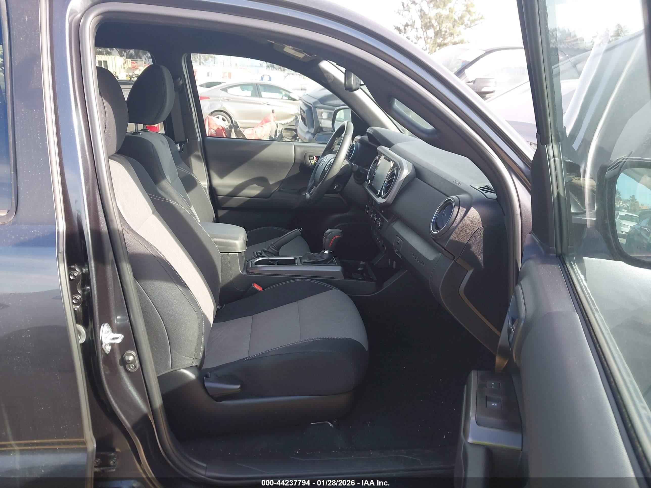 TOYOTA TACOMA image 5