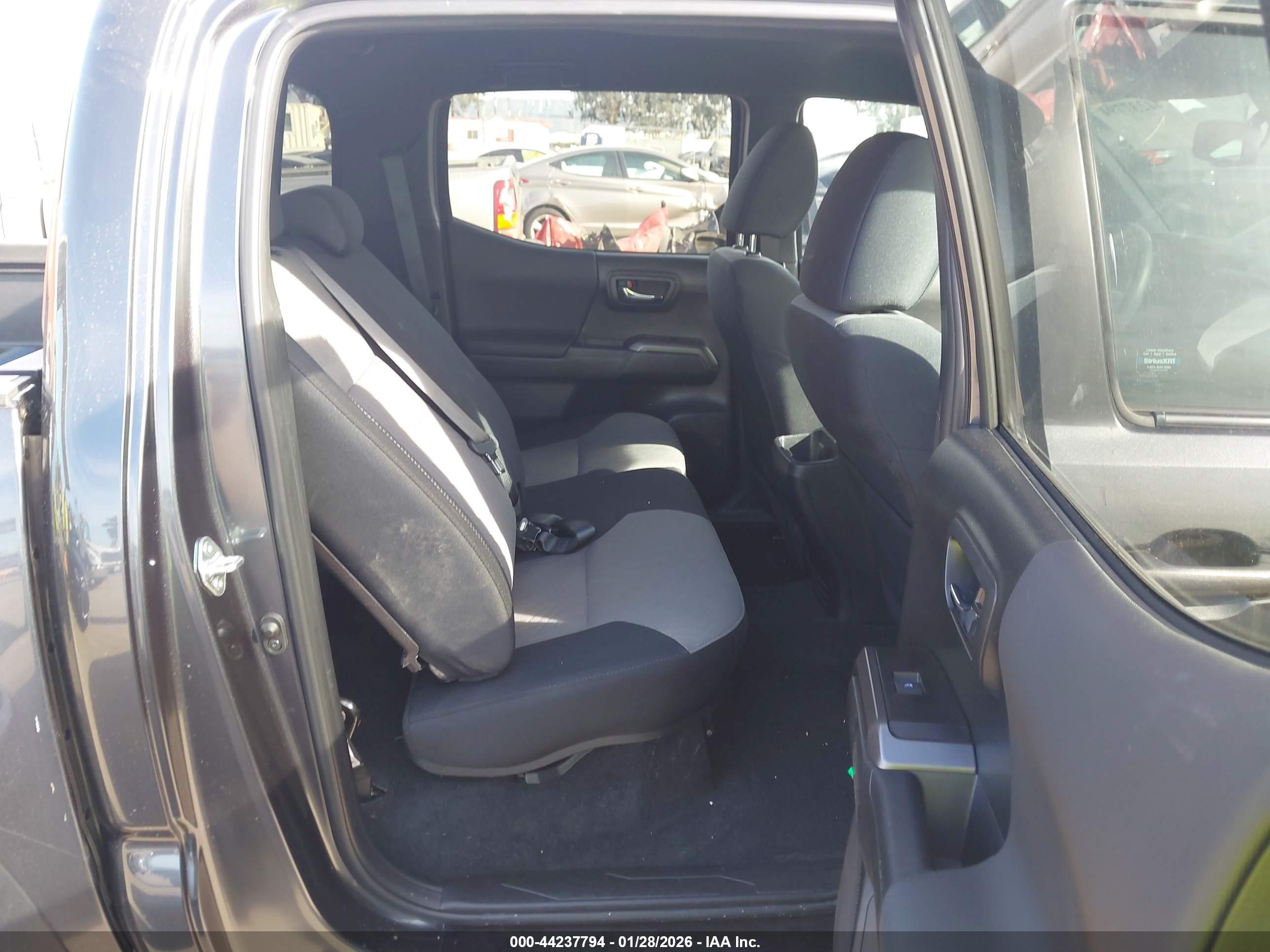 TOYOTA TACOMA image 8