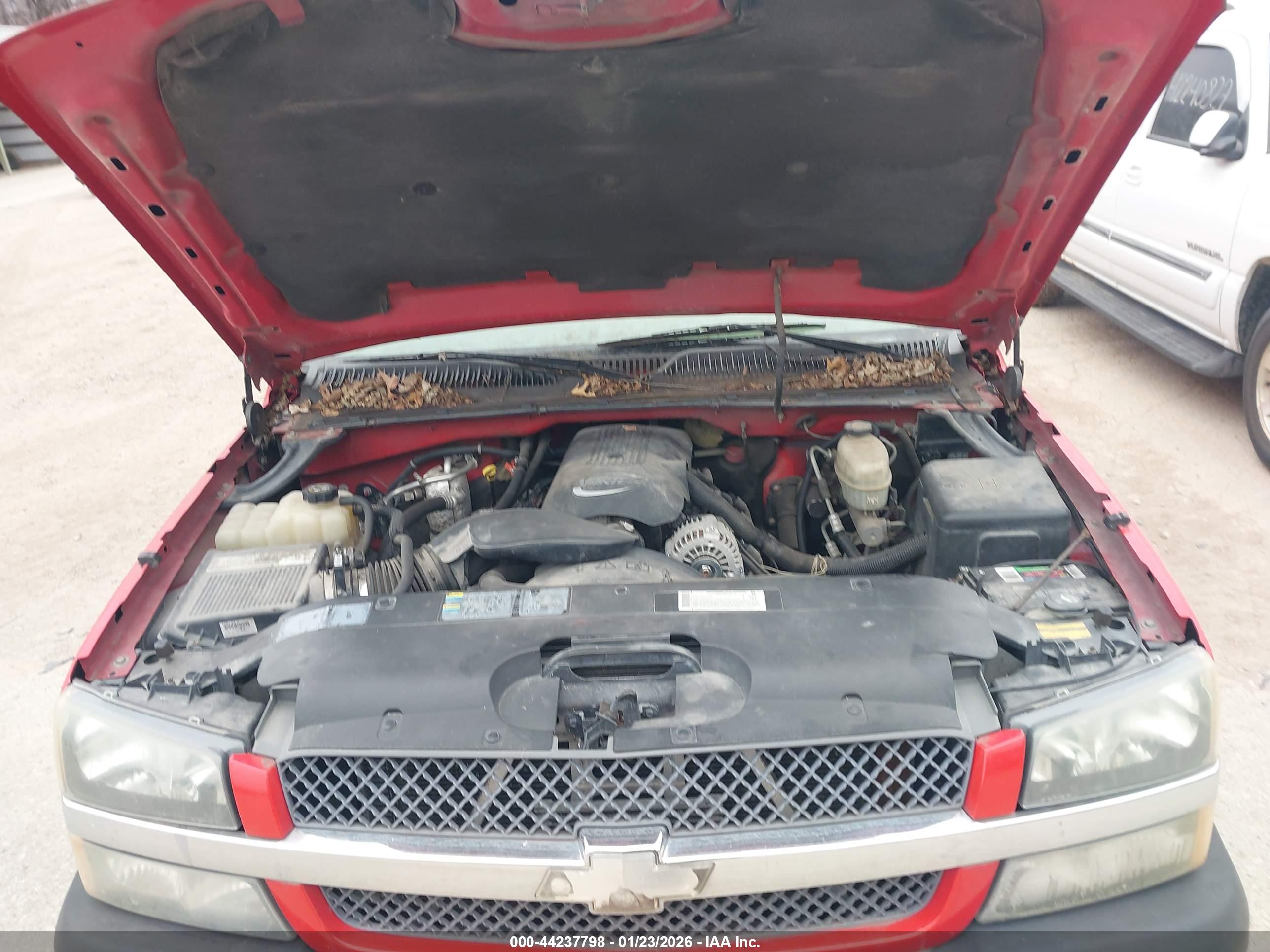 CHEVROLET SILVERADO image 10