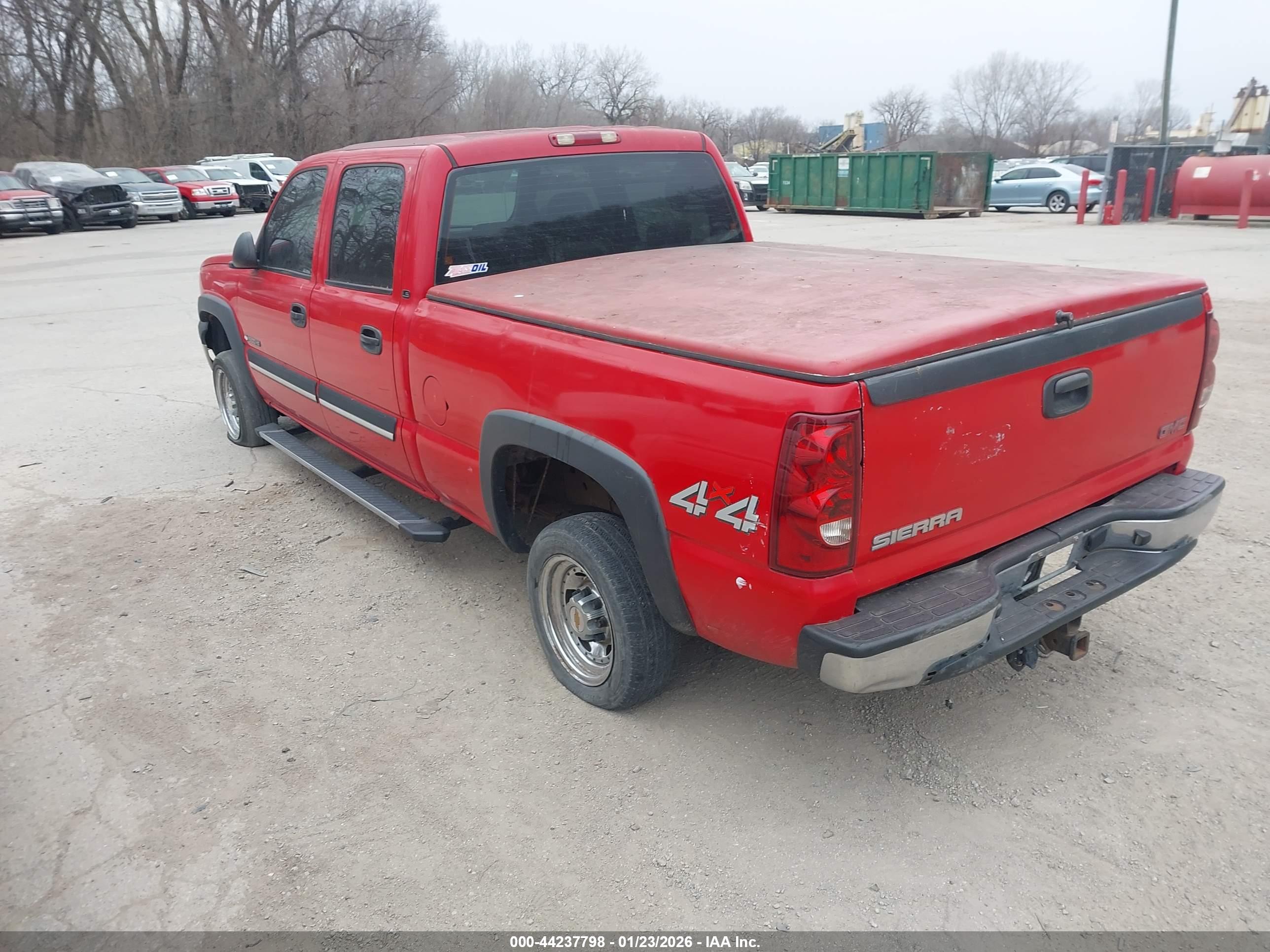 CHEVROLET SILVERADO image 3