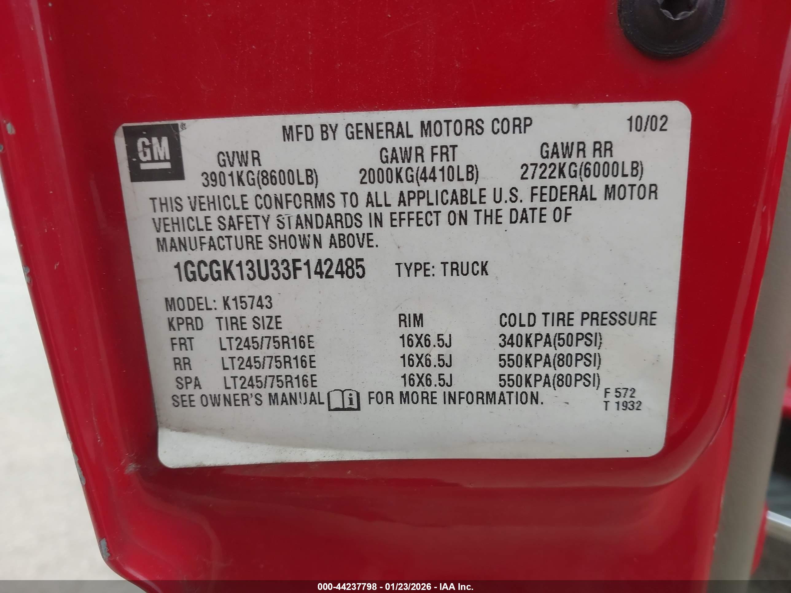 CHEVROLET SILVERADO image 9
