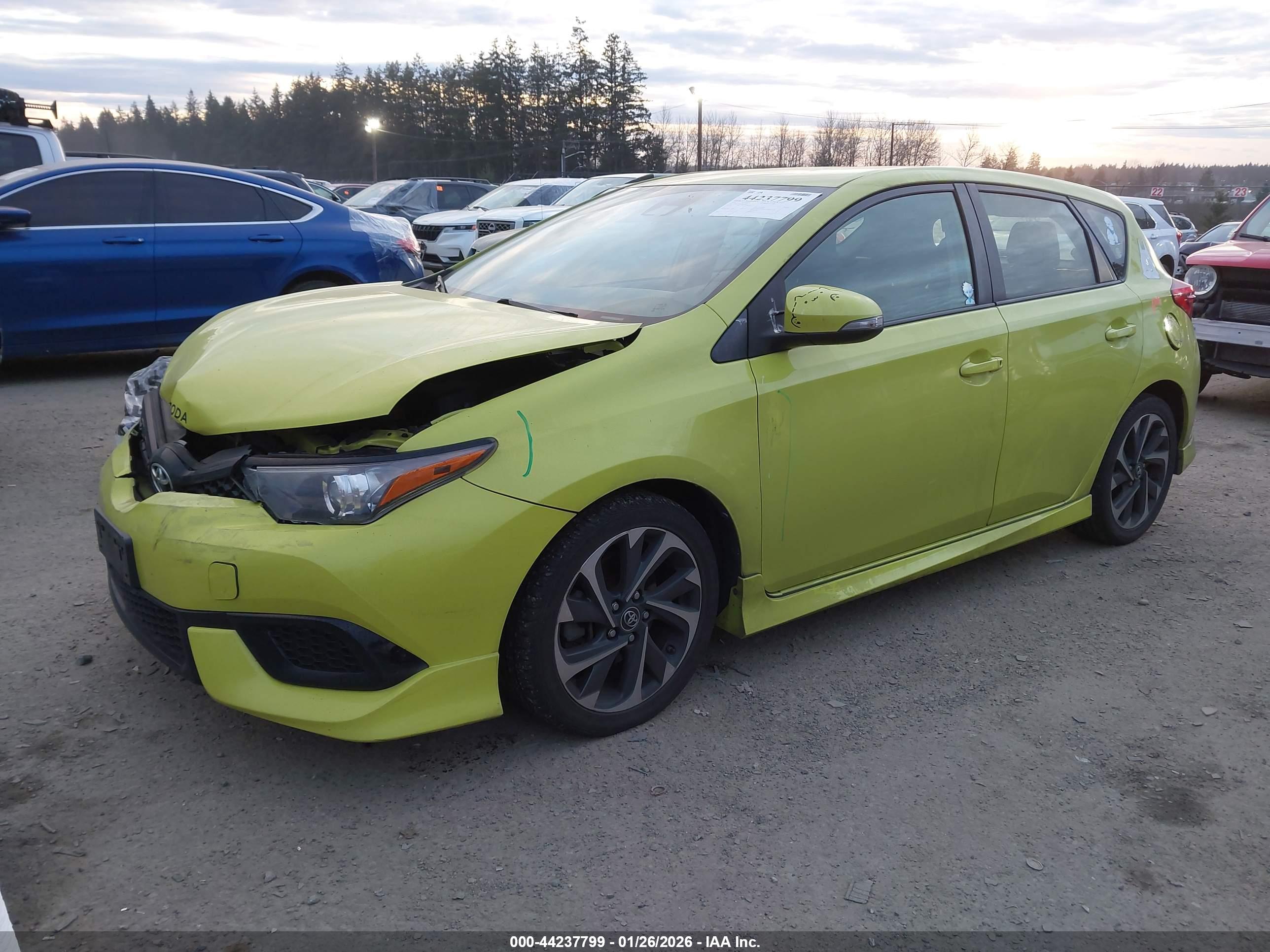 TOYOTA COROLLA image 2