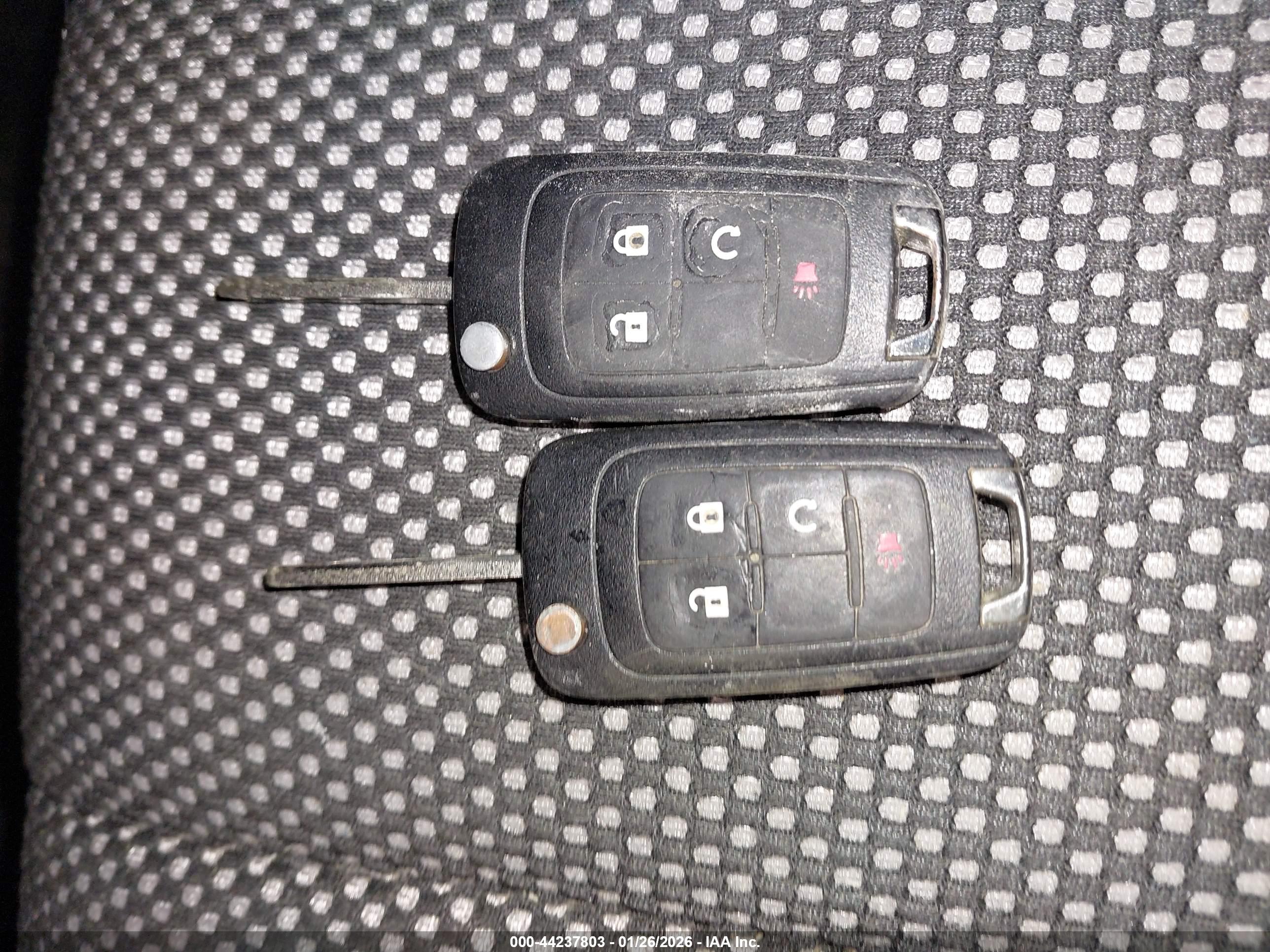 GMC TERRAIN image 11
