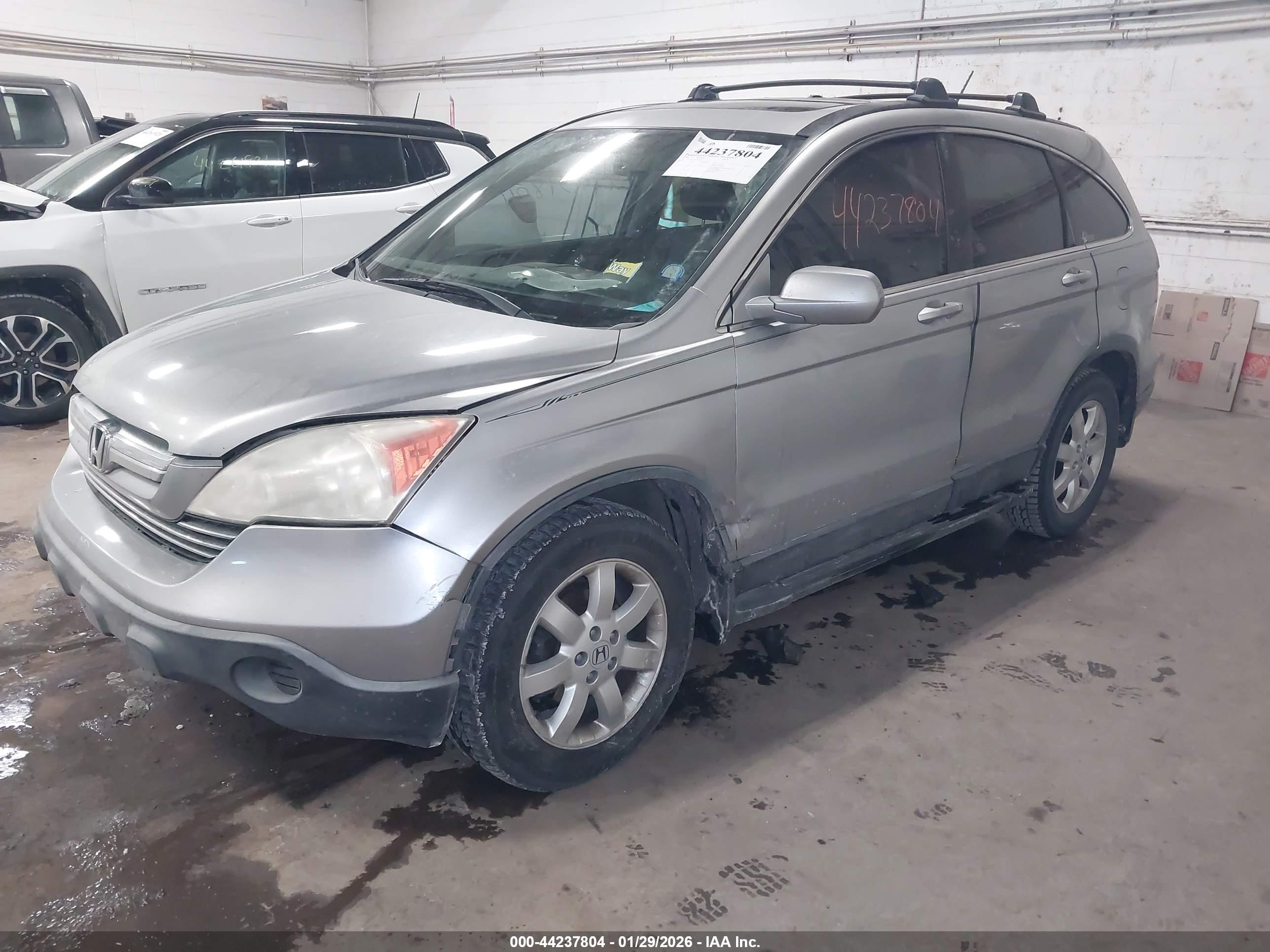 HONDA CR-V image 2
