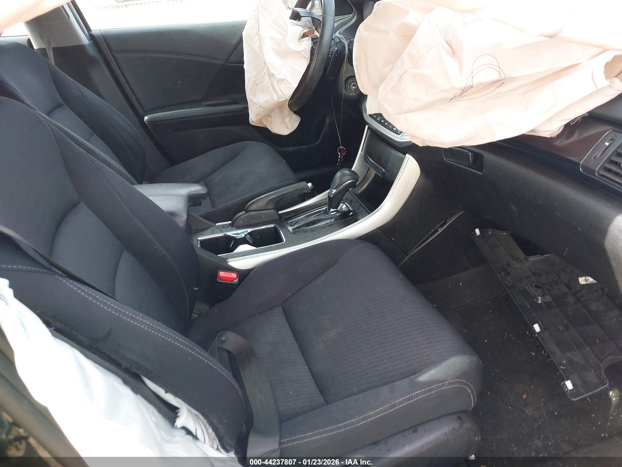 HONDA ACCORD image 5