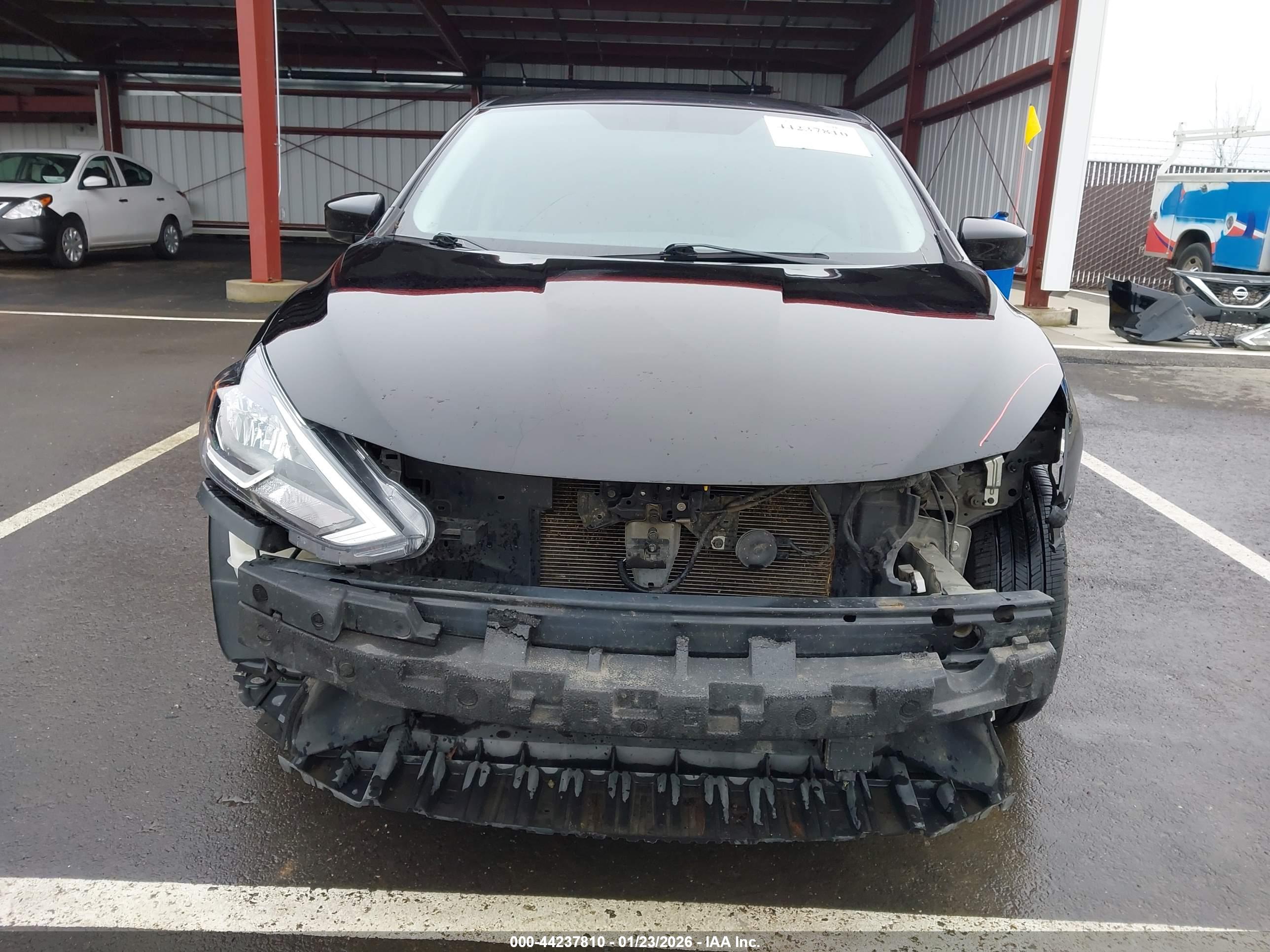 NISSAN SENTRA image 6