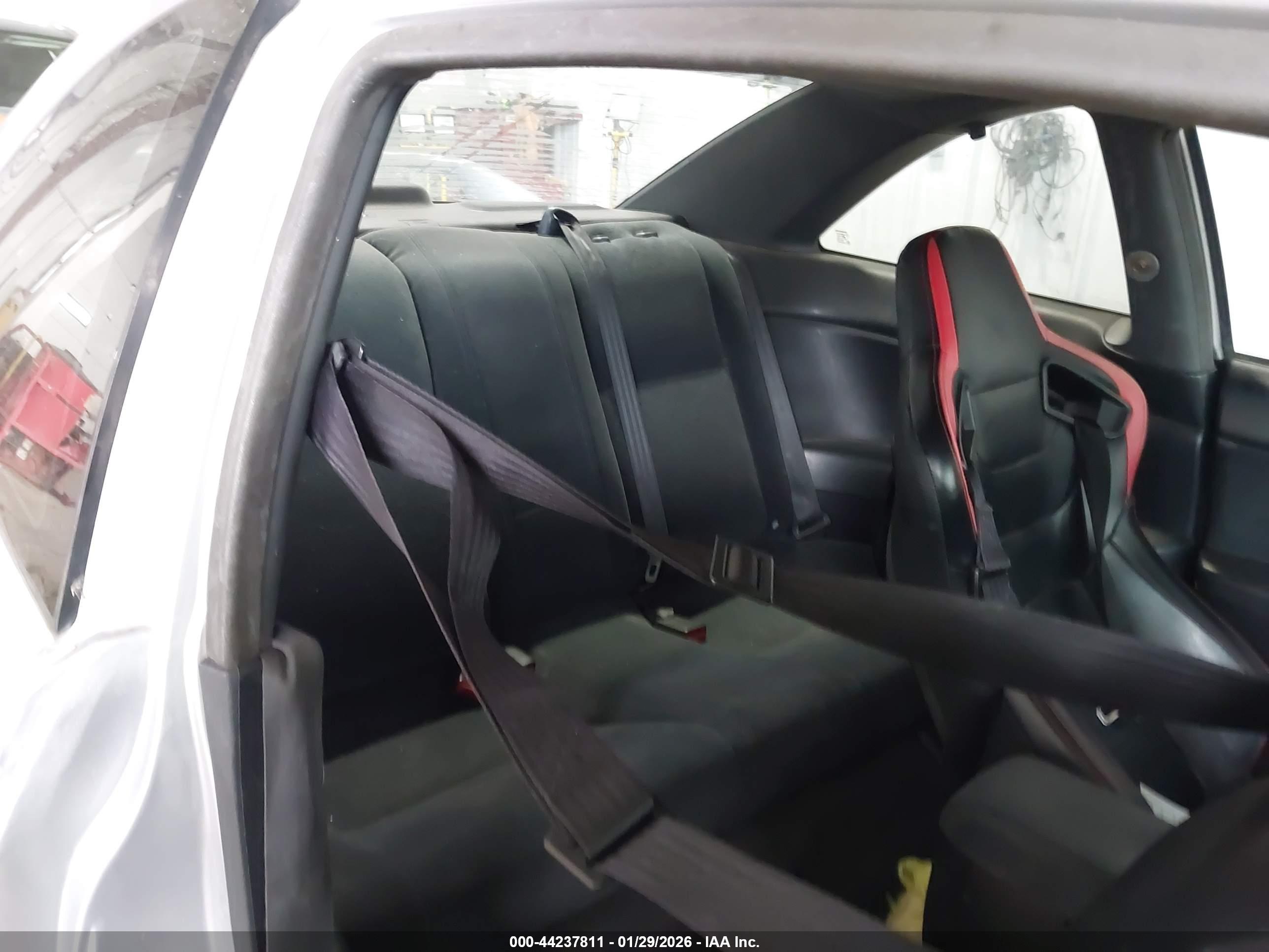 HONDA CIVIC image 8