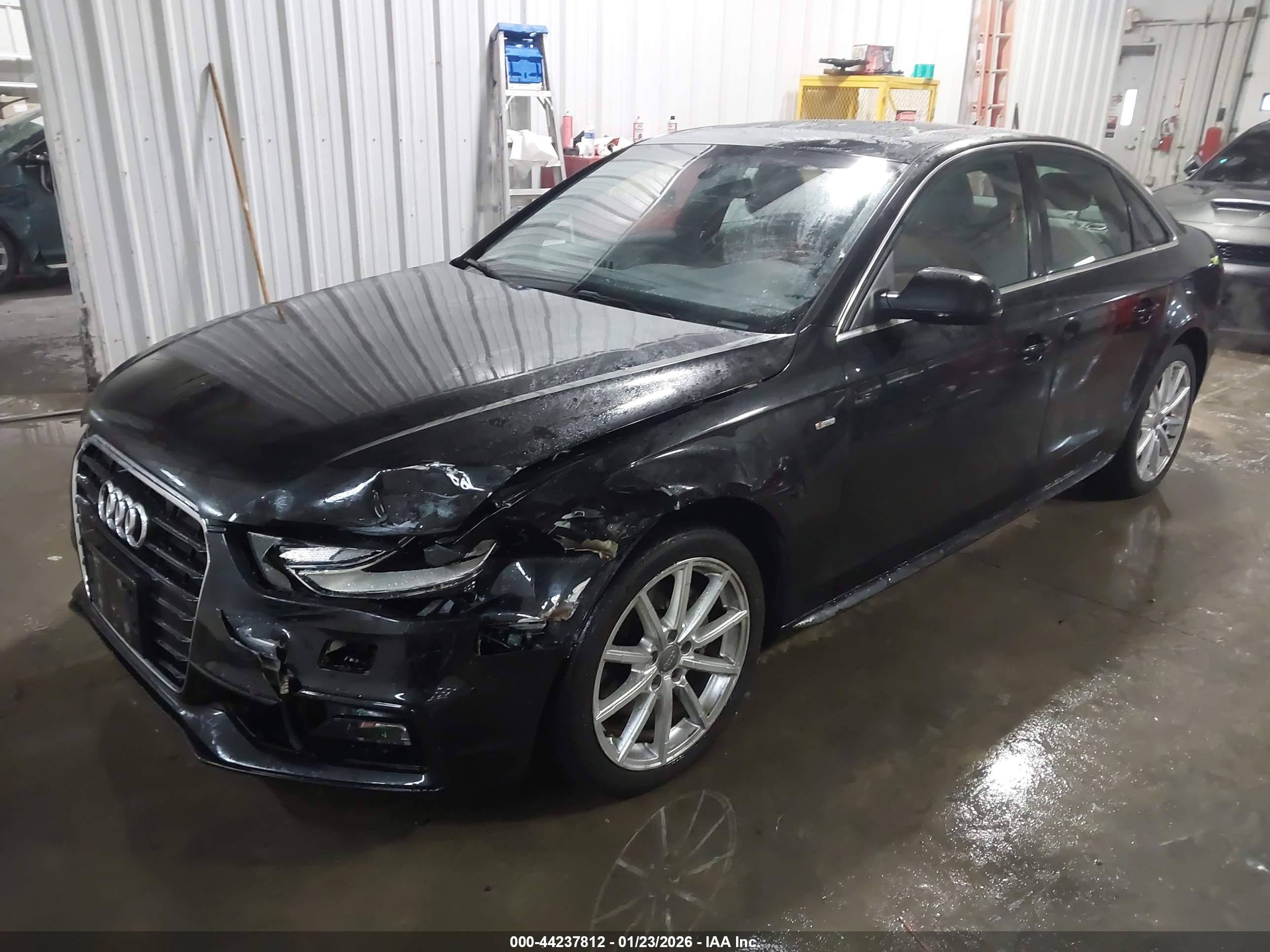AUDI A4 image 2