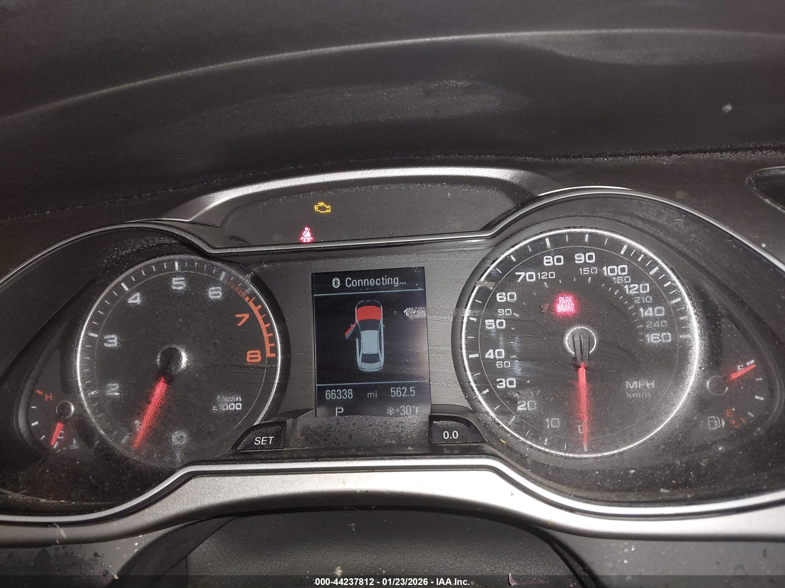 AUDI A4 image 7