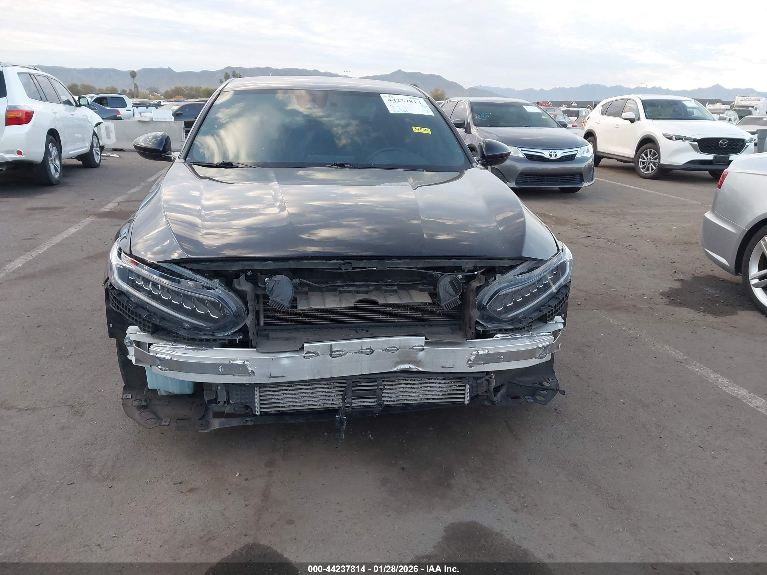 HONDA ACCORD image 6