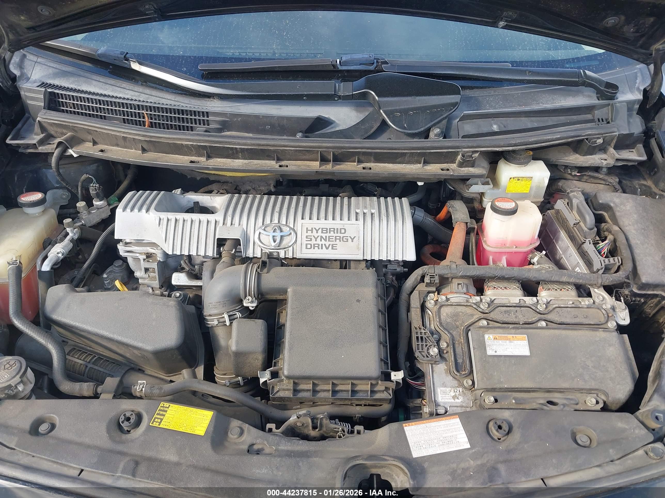 TOYOTA PRIUS image 10