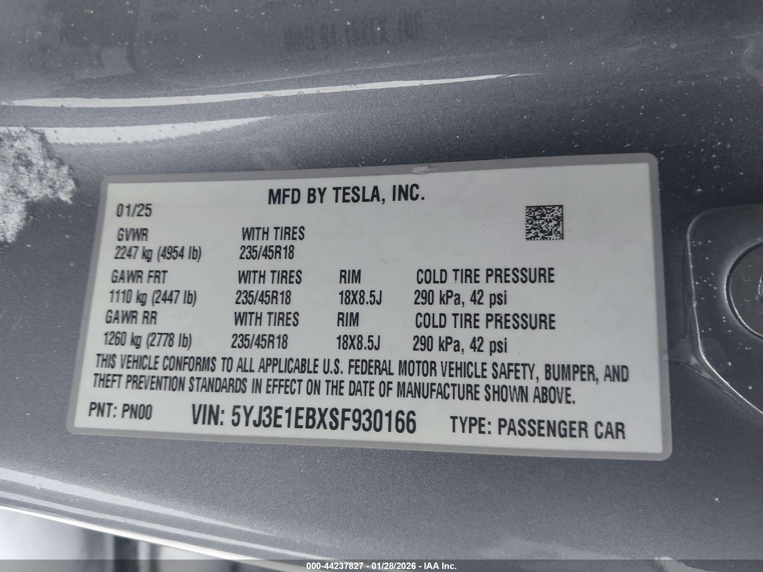 TESLA MODEL image 9