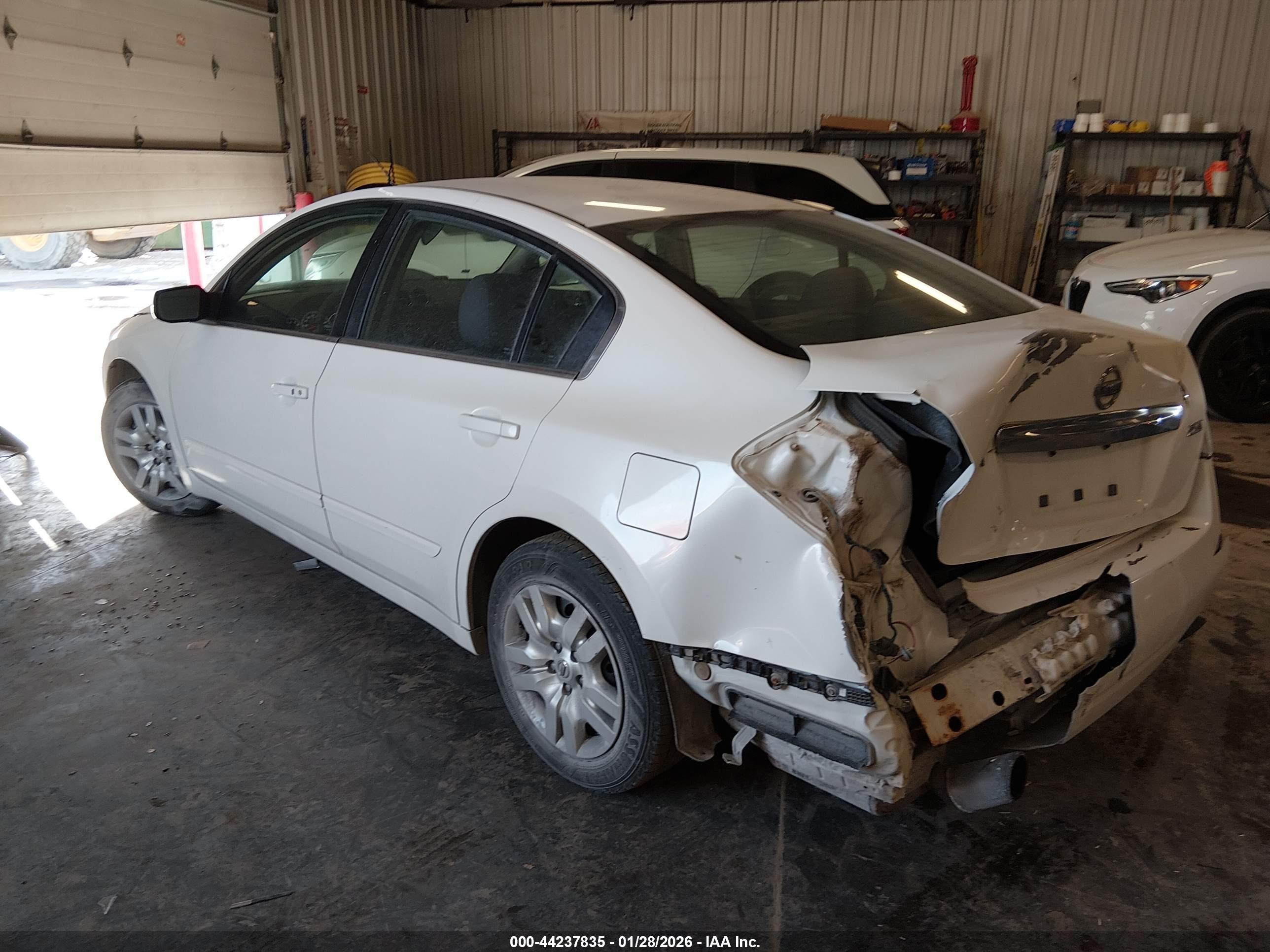 NISSAN ALTIMA image 3