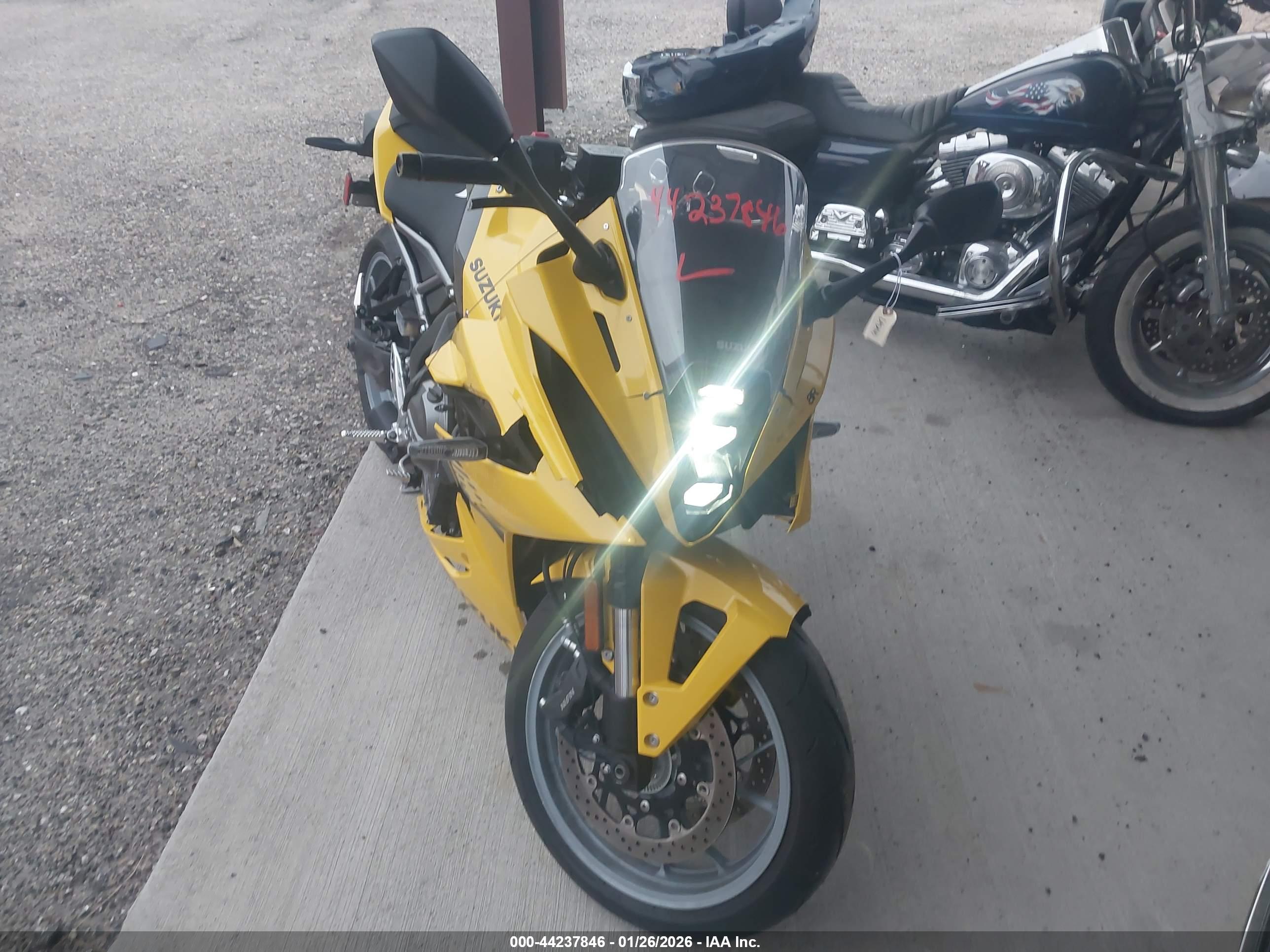 SUZUKI GSX800 image 5