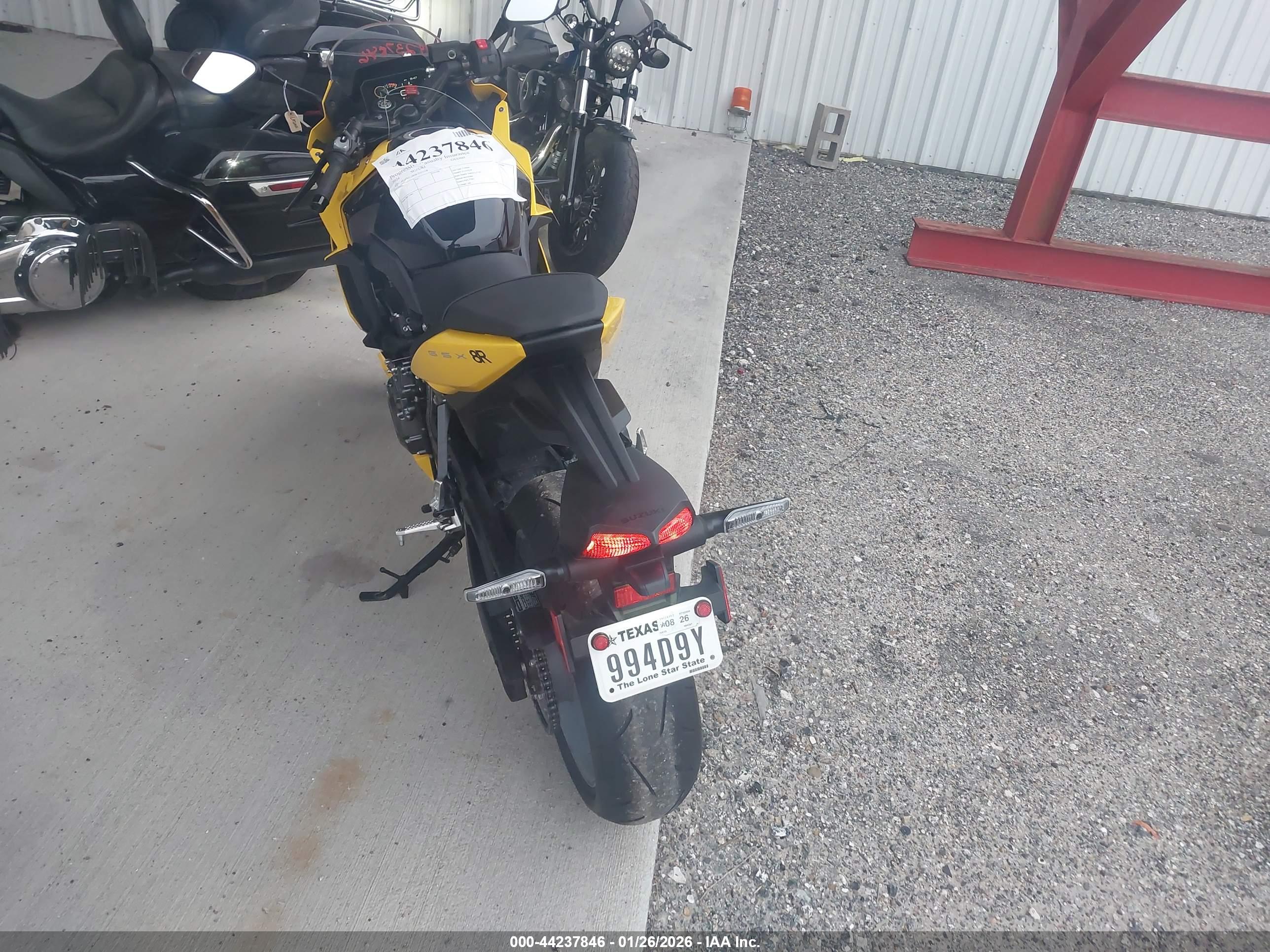 SUZUKI GSX800 image 6