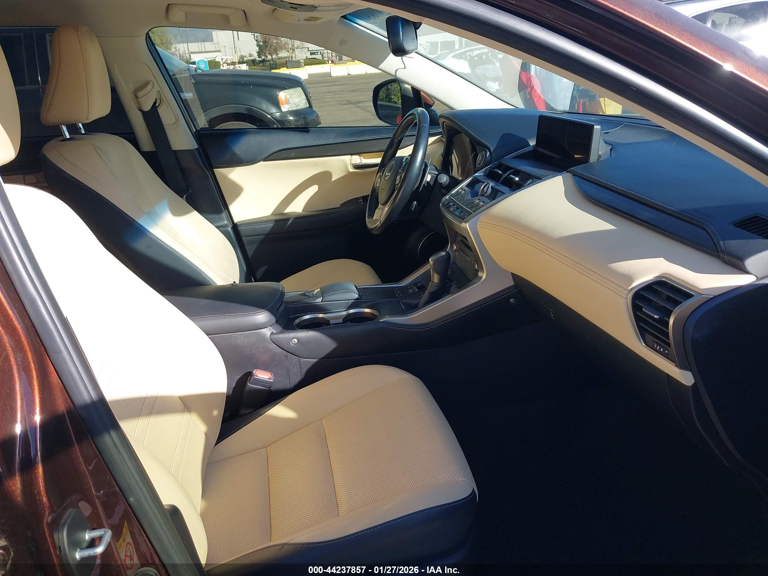 LEXUS NX image 5
