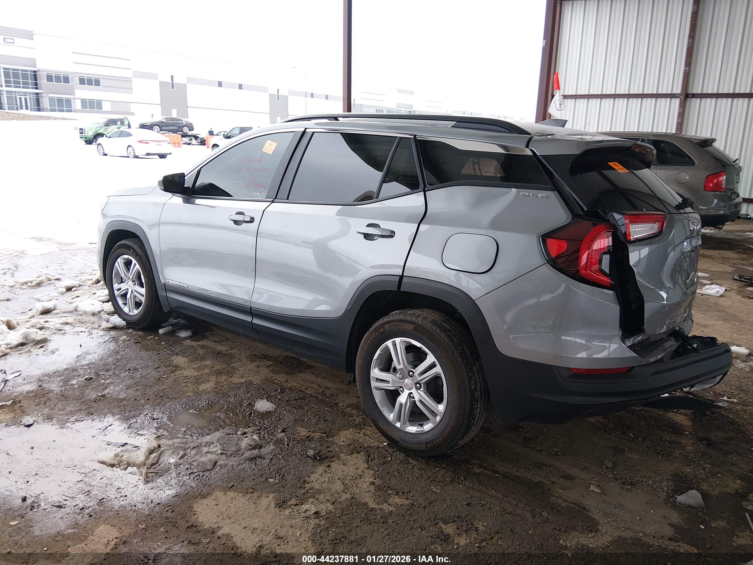 GMC TERRAIN image 3