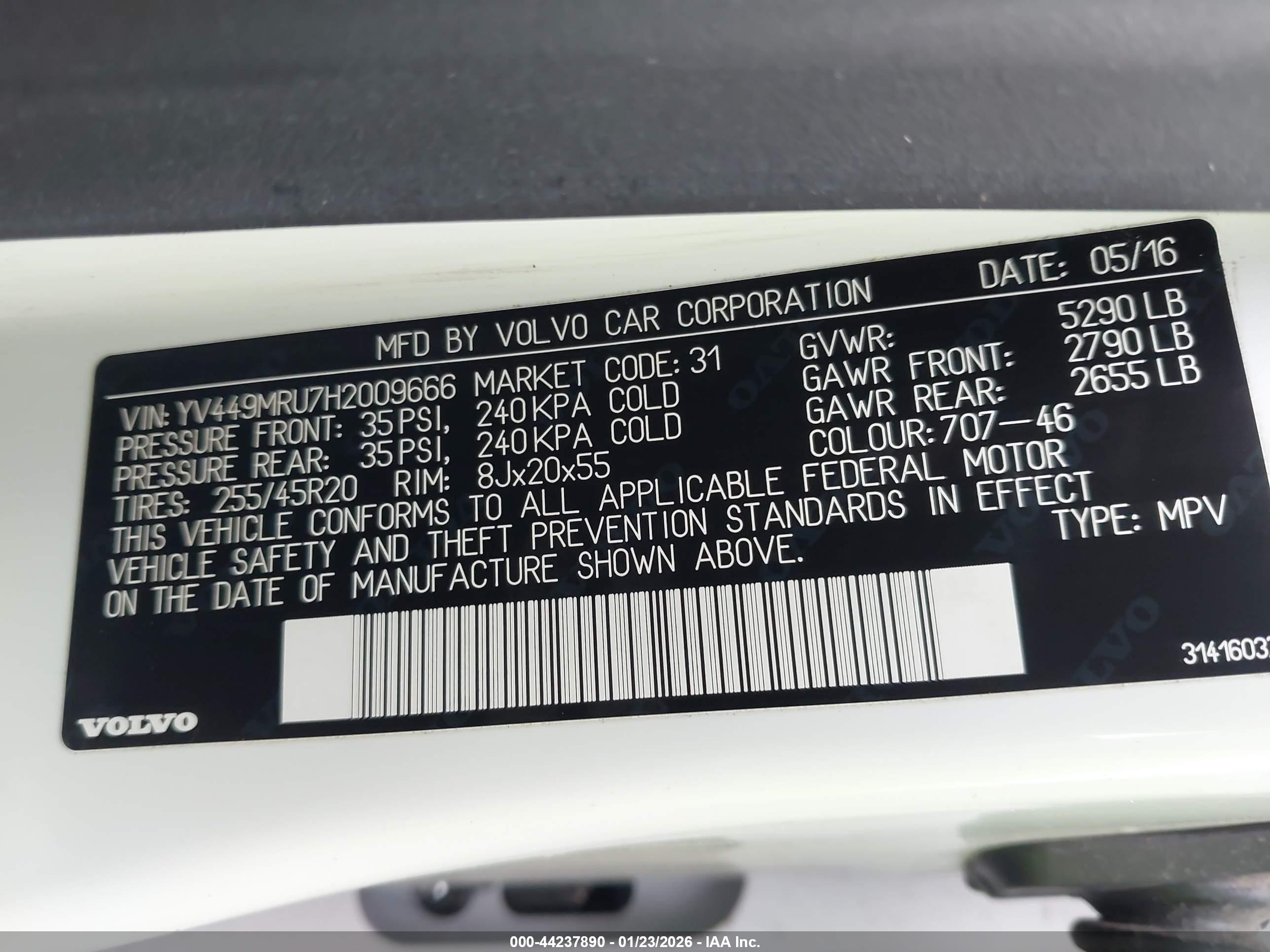 VOLVO XC60 image 9
