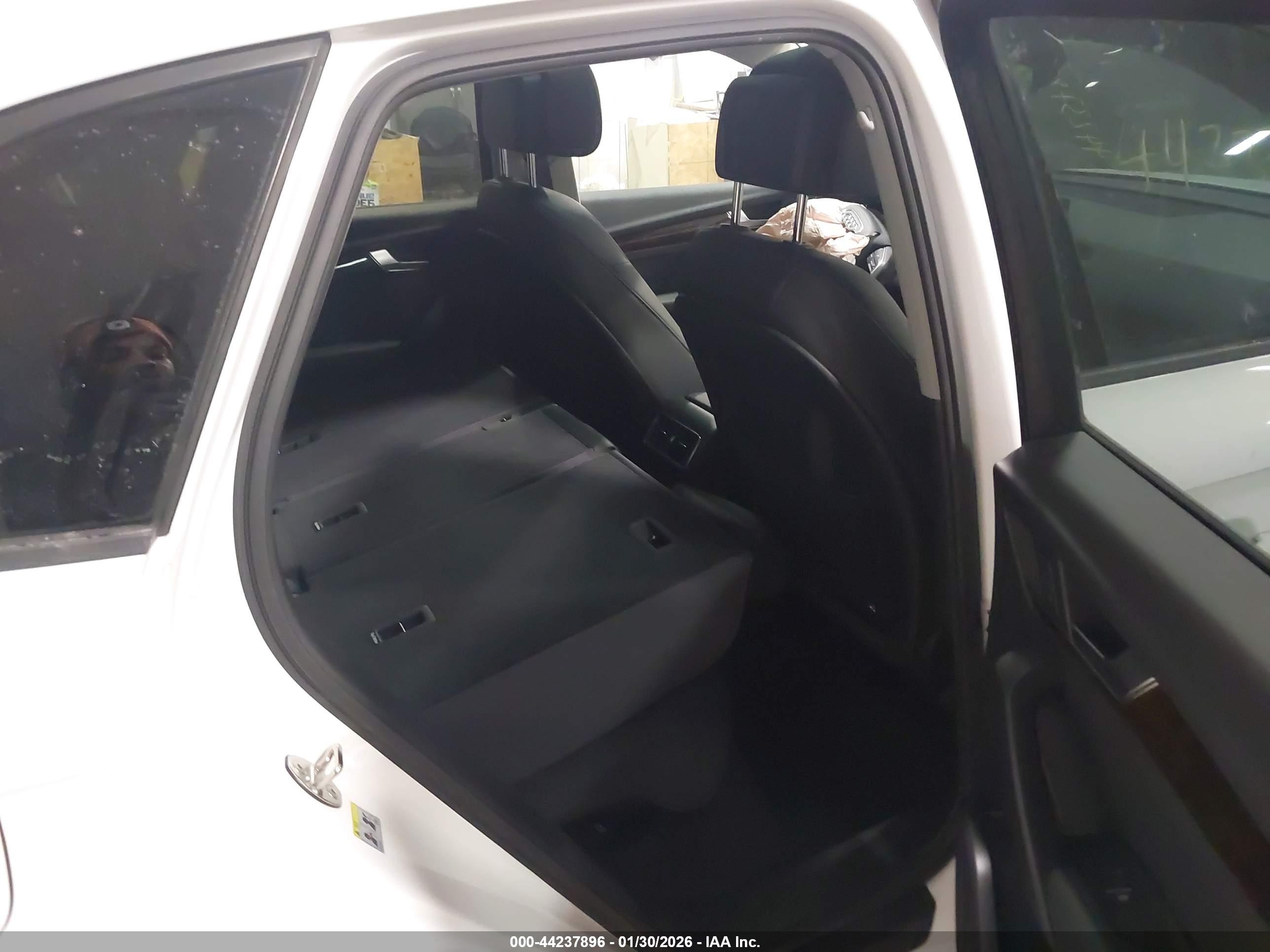 AUDI Q5 image 8