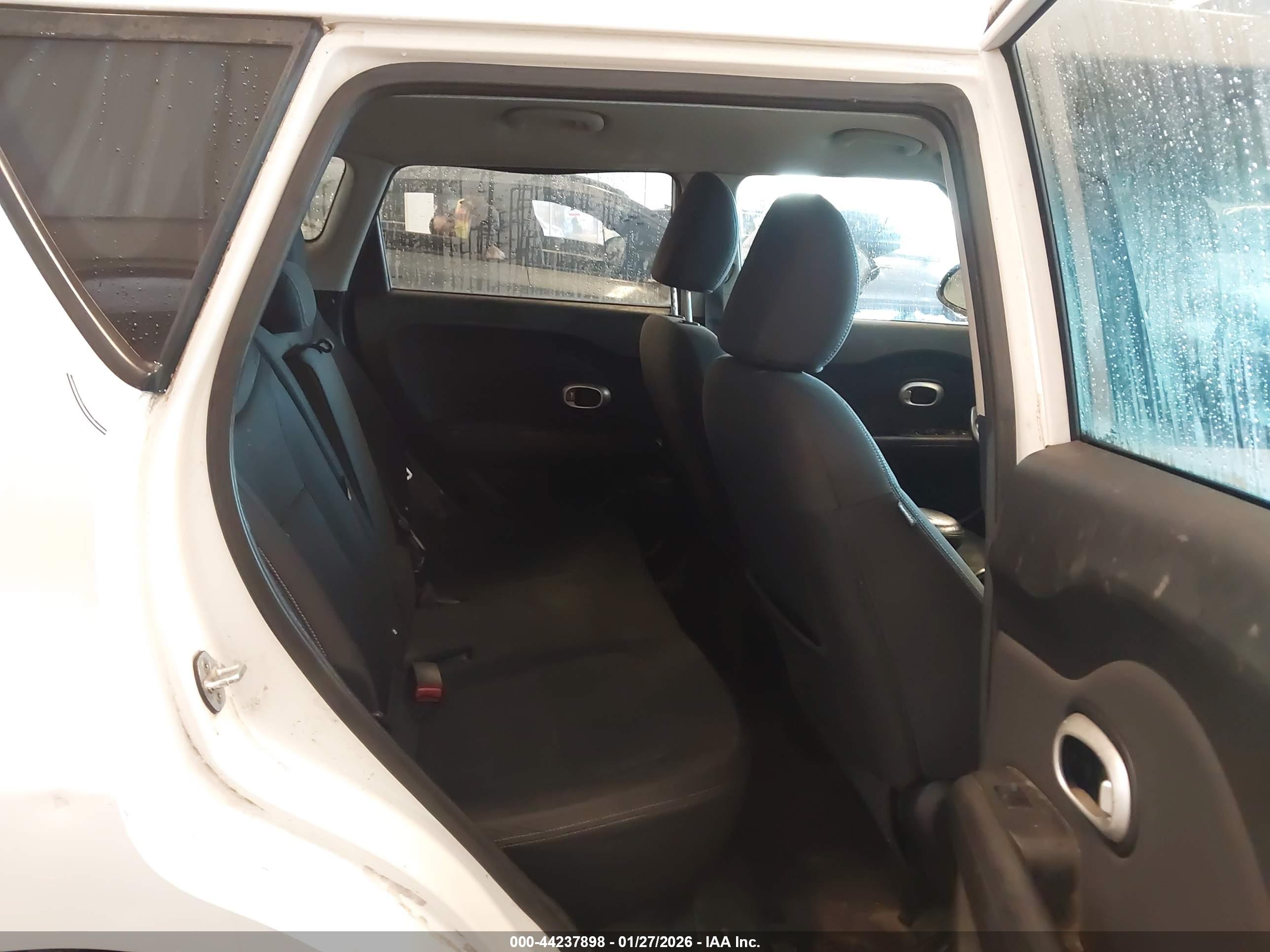 KIA SOUL image 8