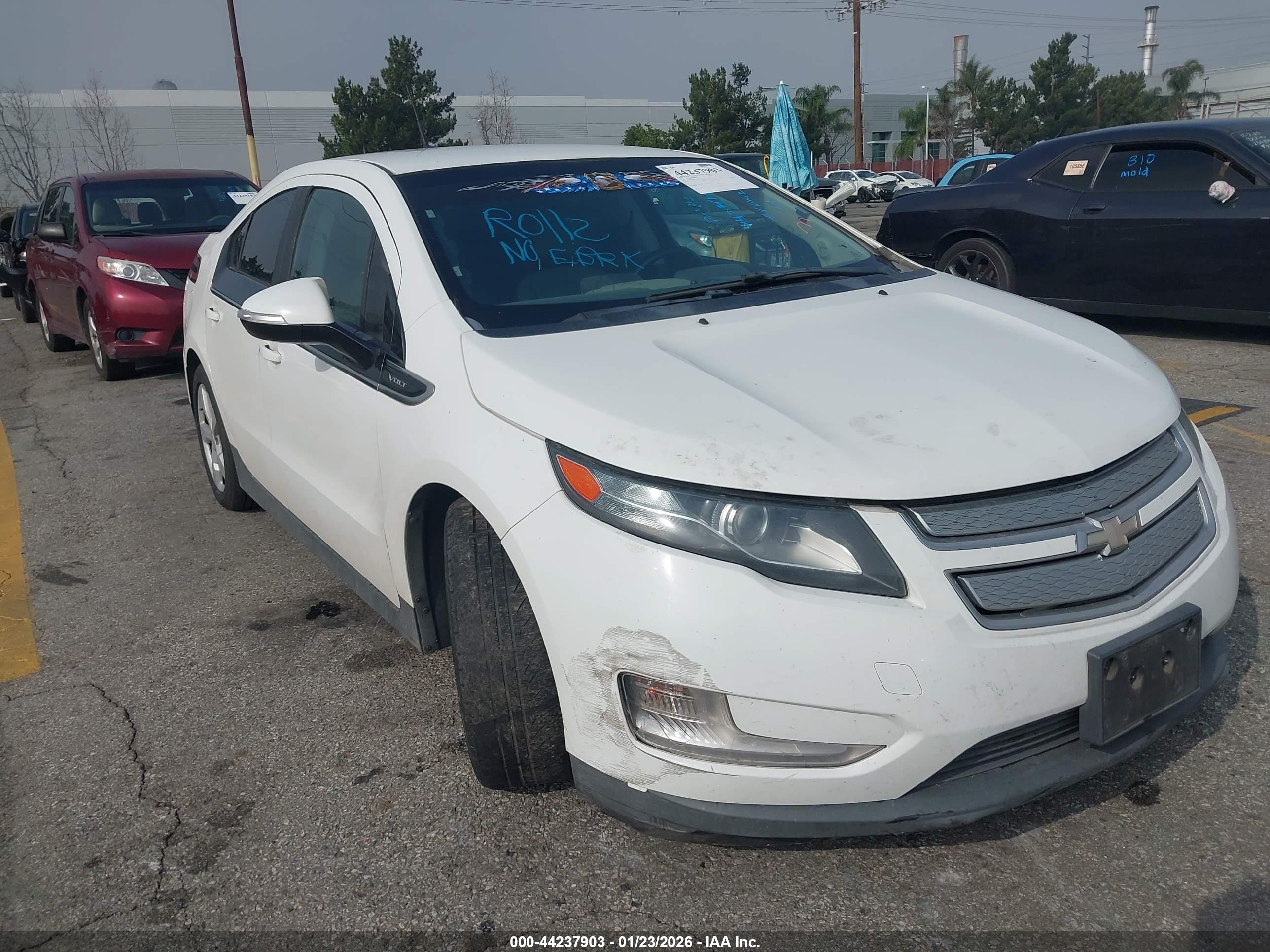 CHEVROLET VOLT image 6
