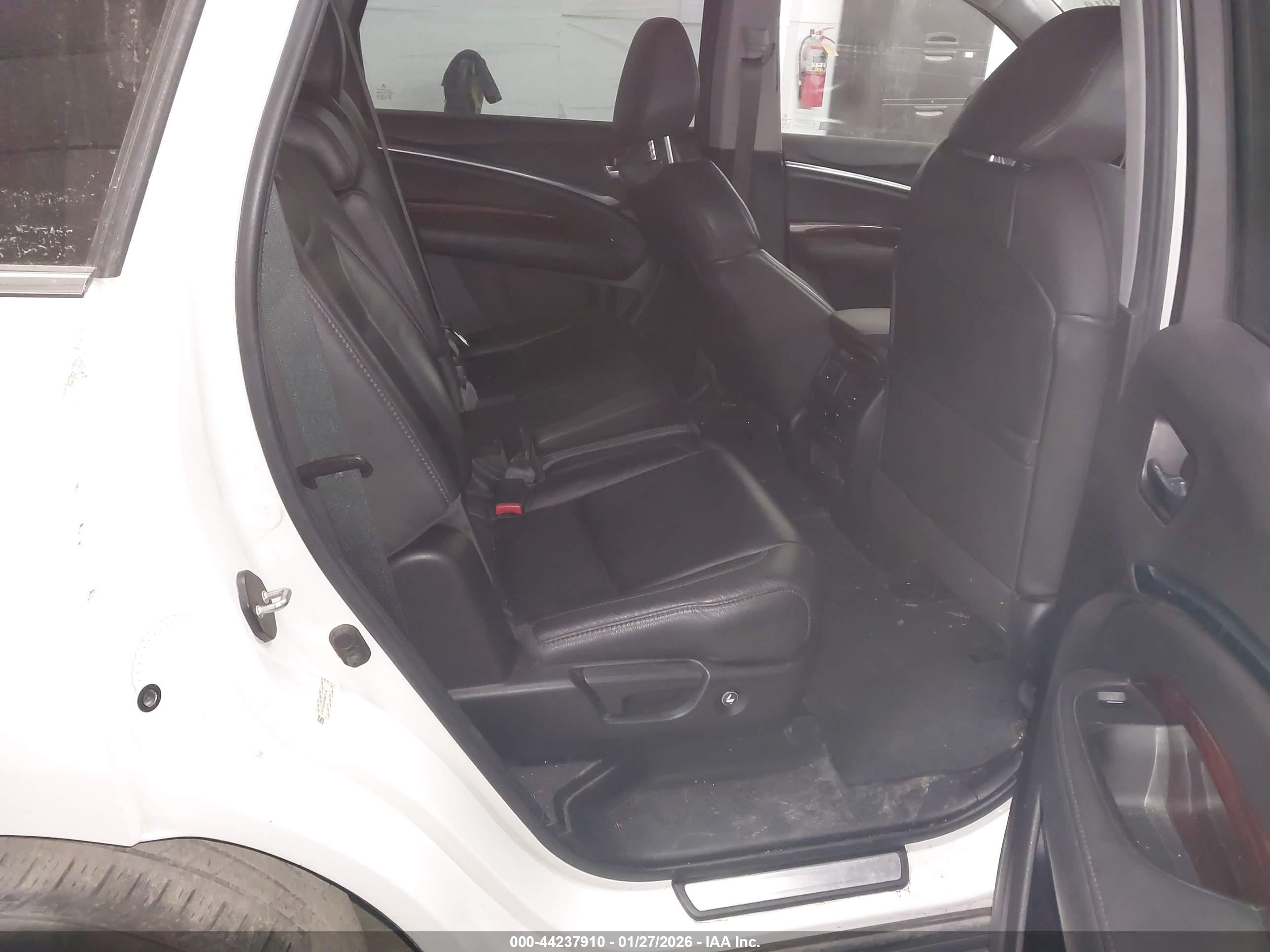 ACURA MDX image 8