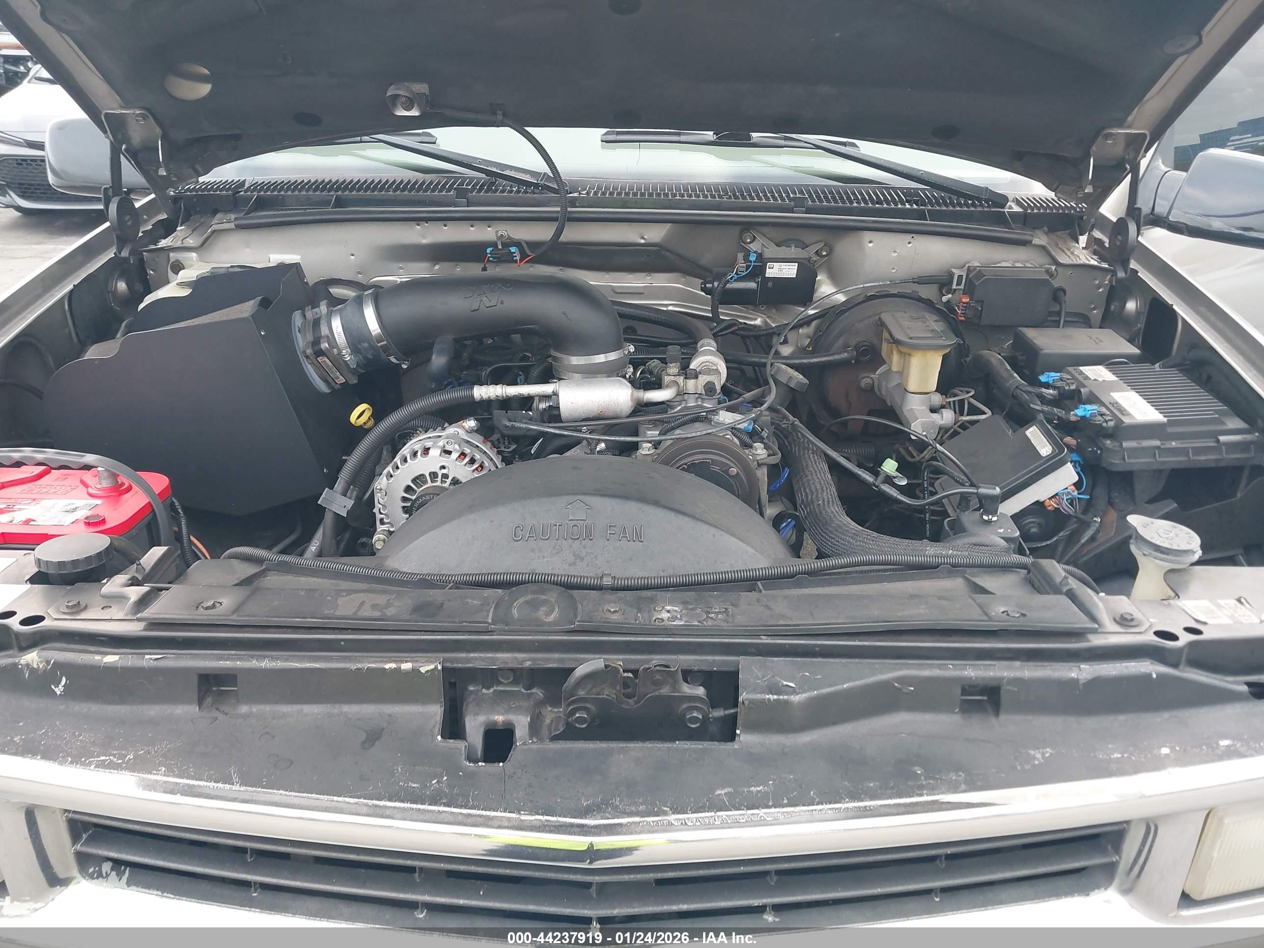 CHEVROLET TAHOE image 10