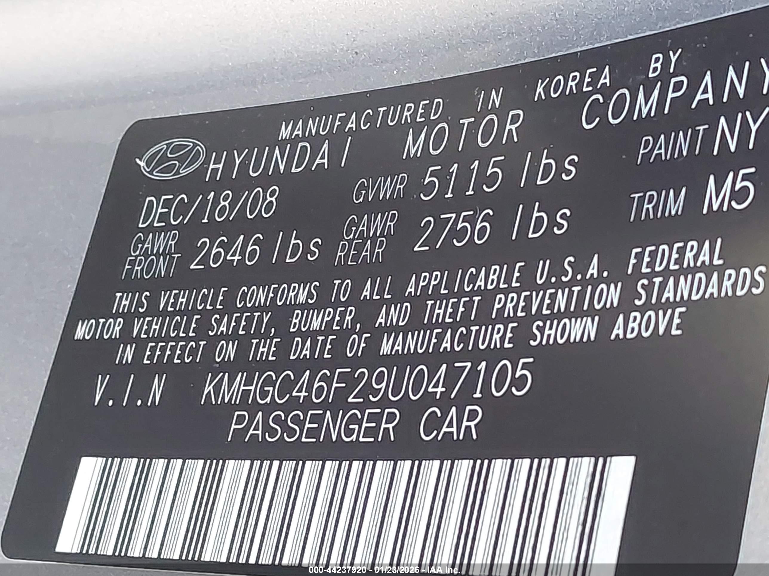 HYUNDAI GENESIS image 9