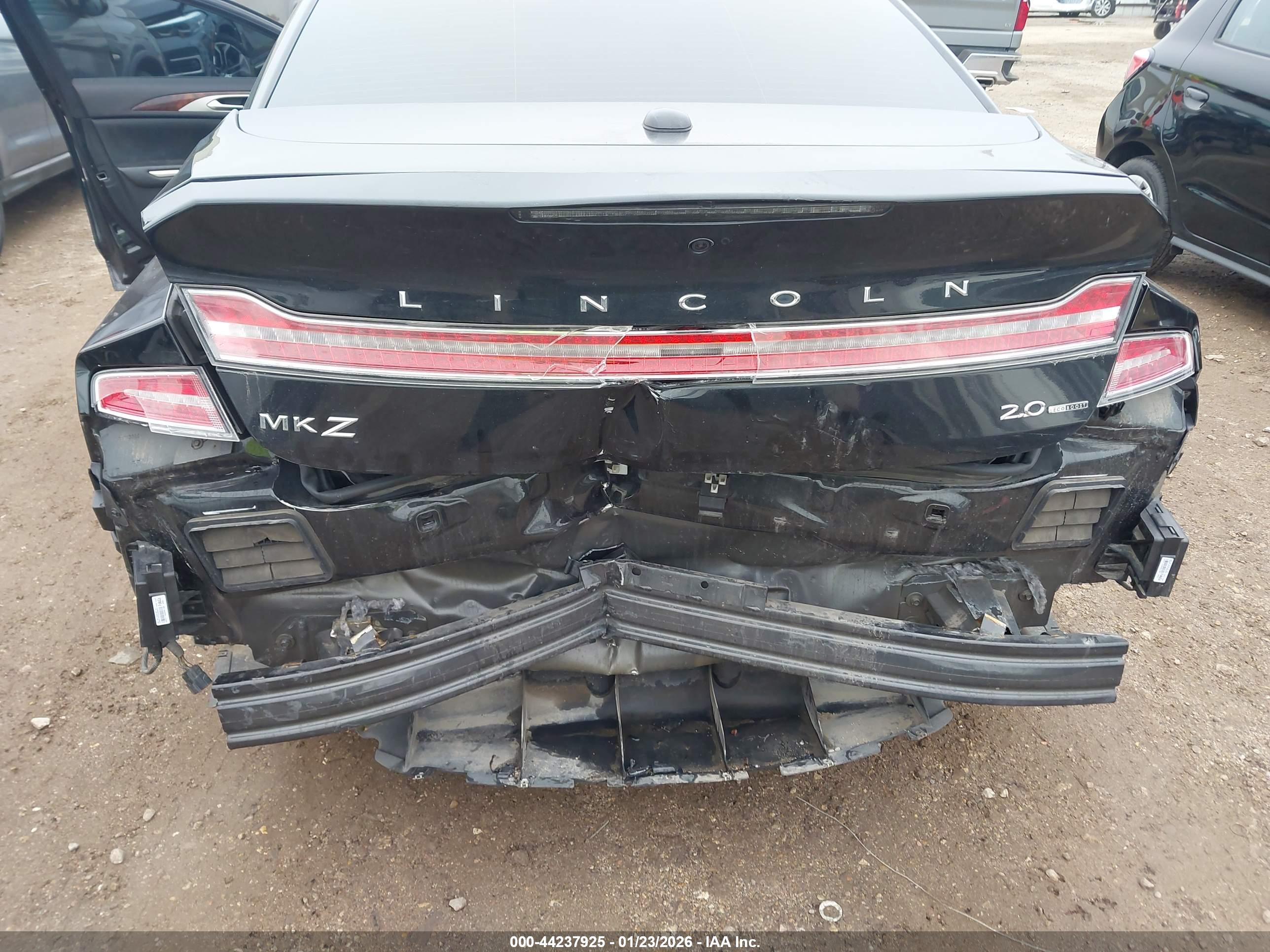 LINCOLN MKZ image 6