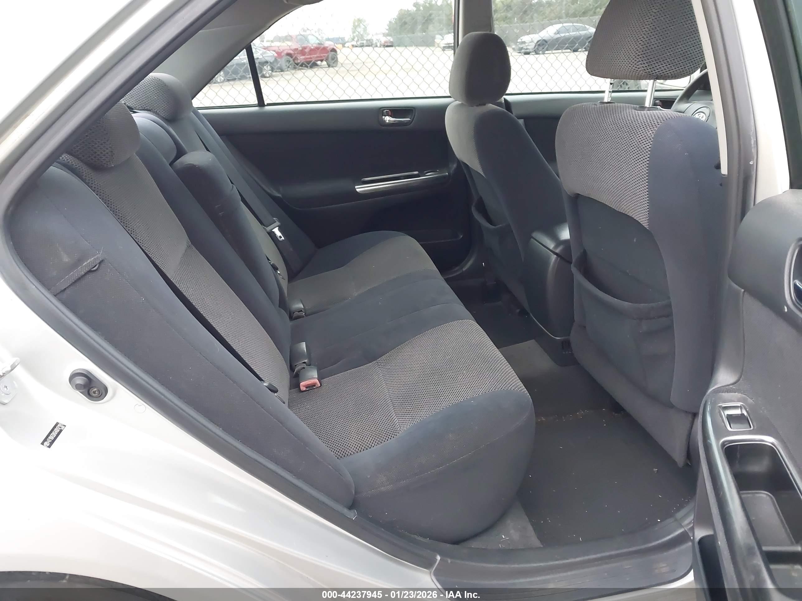 TOYOTA CAMRY image 8