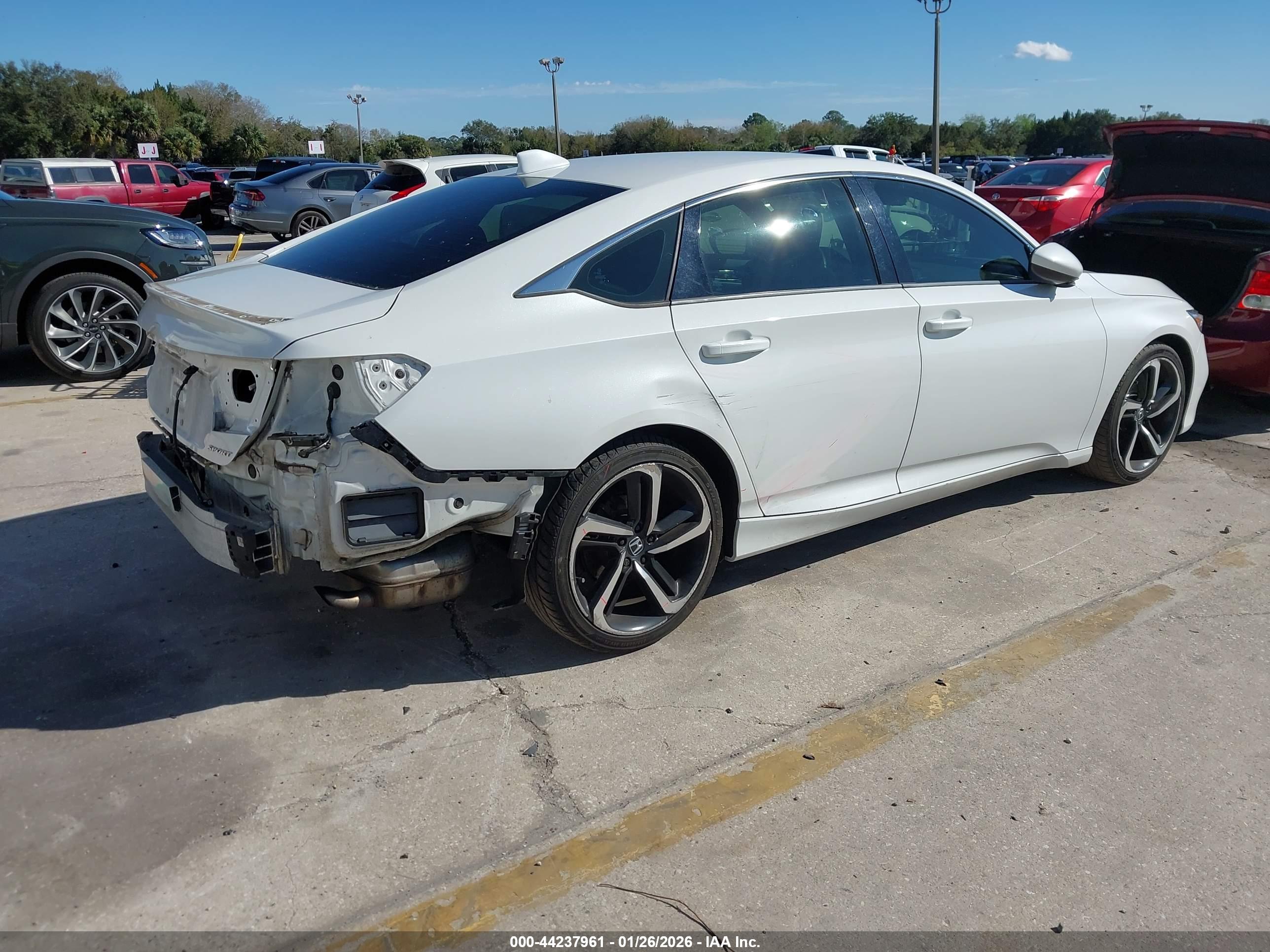 HONDA ACCORD image 4