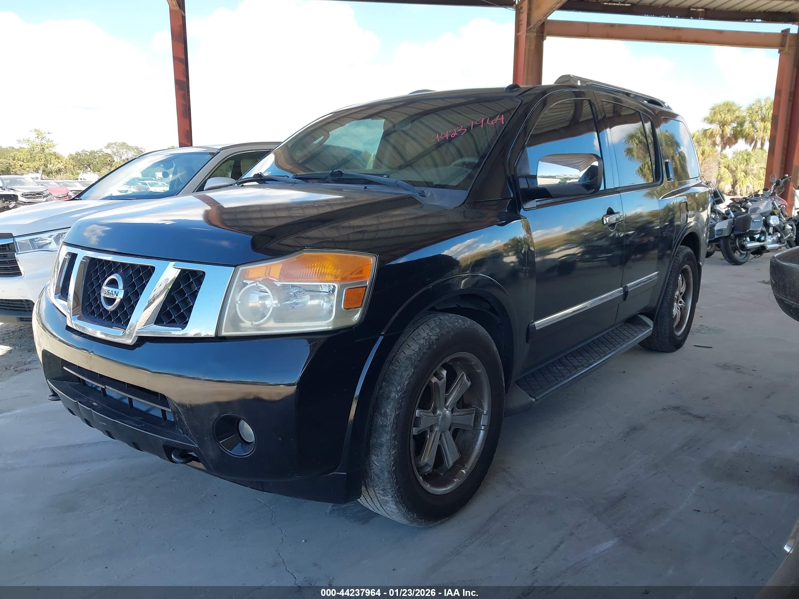 NISSAN ARMADA image 2