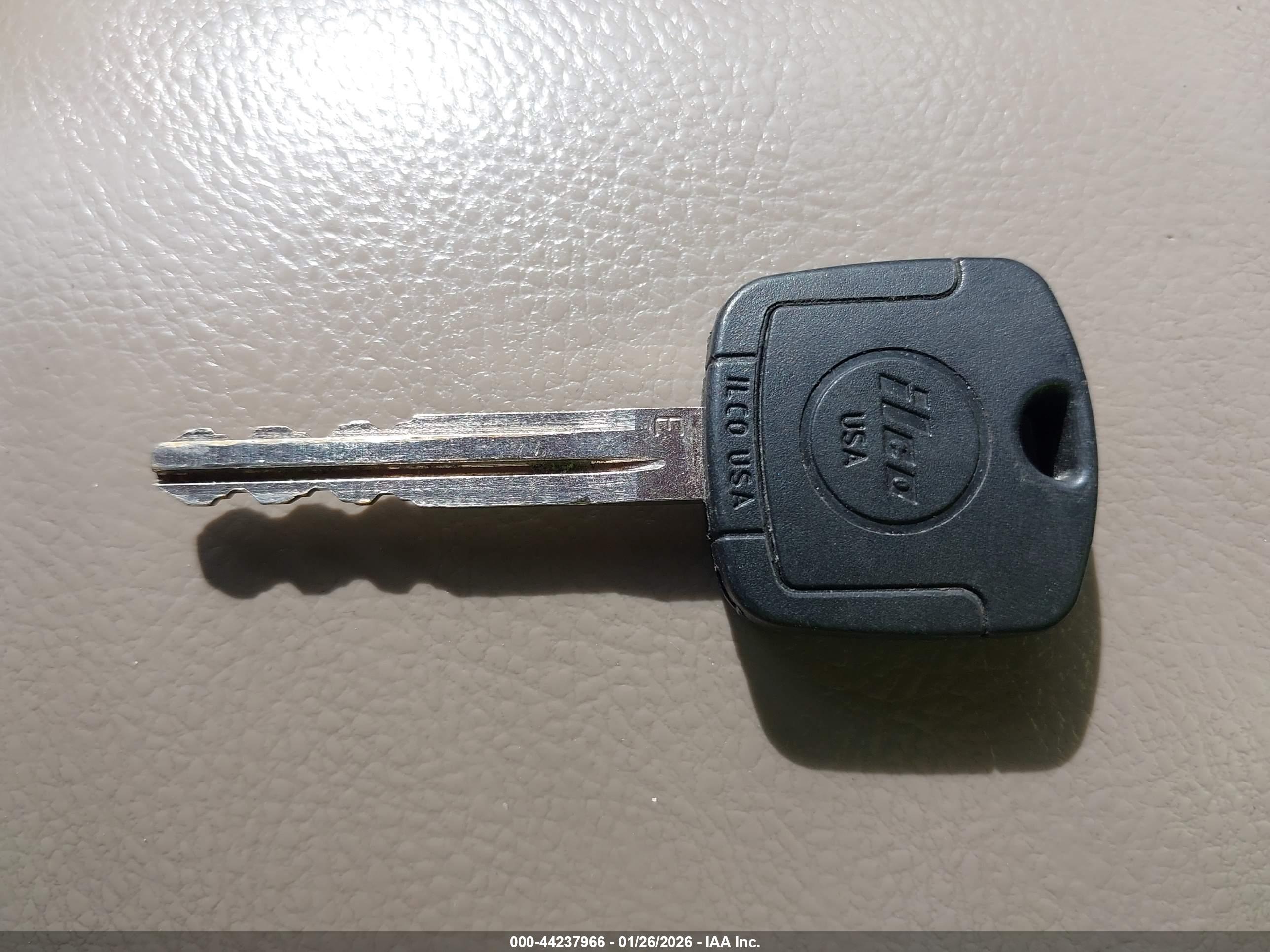 TOYOTA RAV4 image 11
